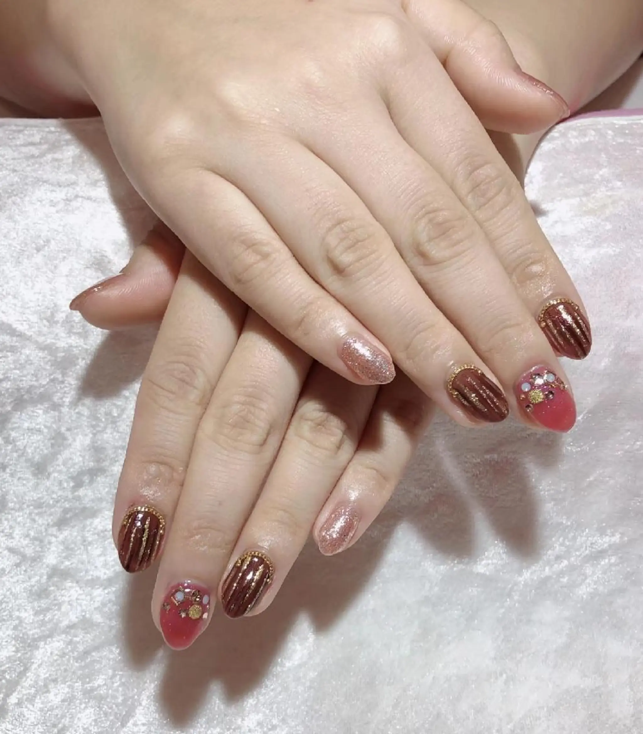 ネイル ハンドネイル Mia 自宅ネイルサロンのネイルデザイン