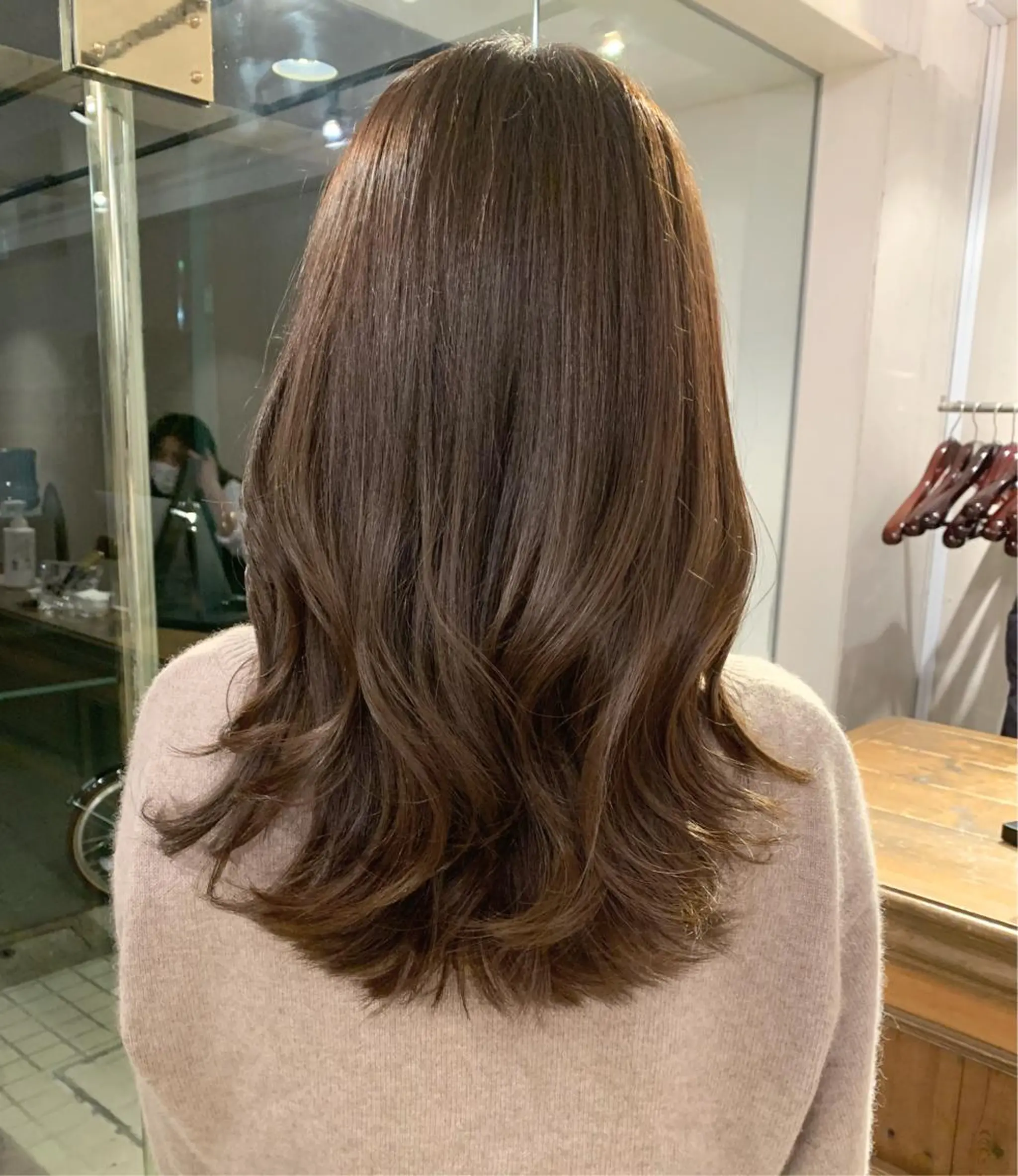 セミロング カラー 透明感/オリーブ/ グレージュ/YUKAのヘアスタイル