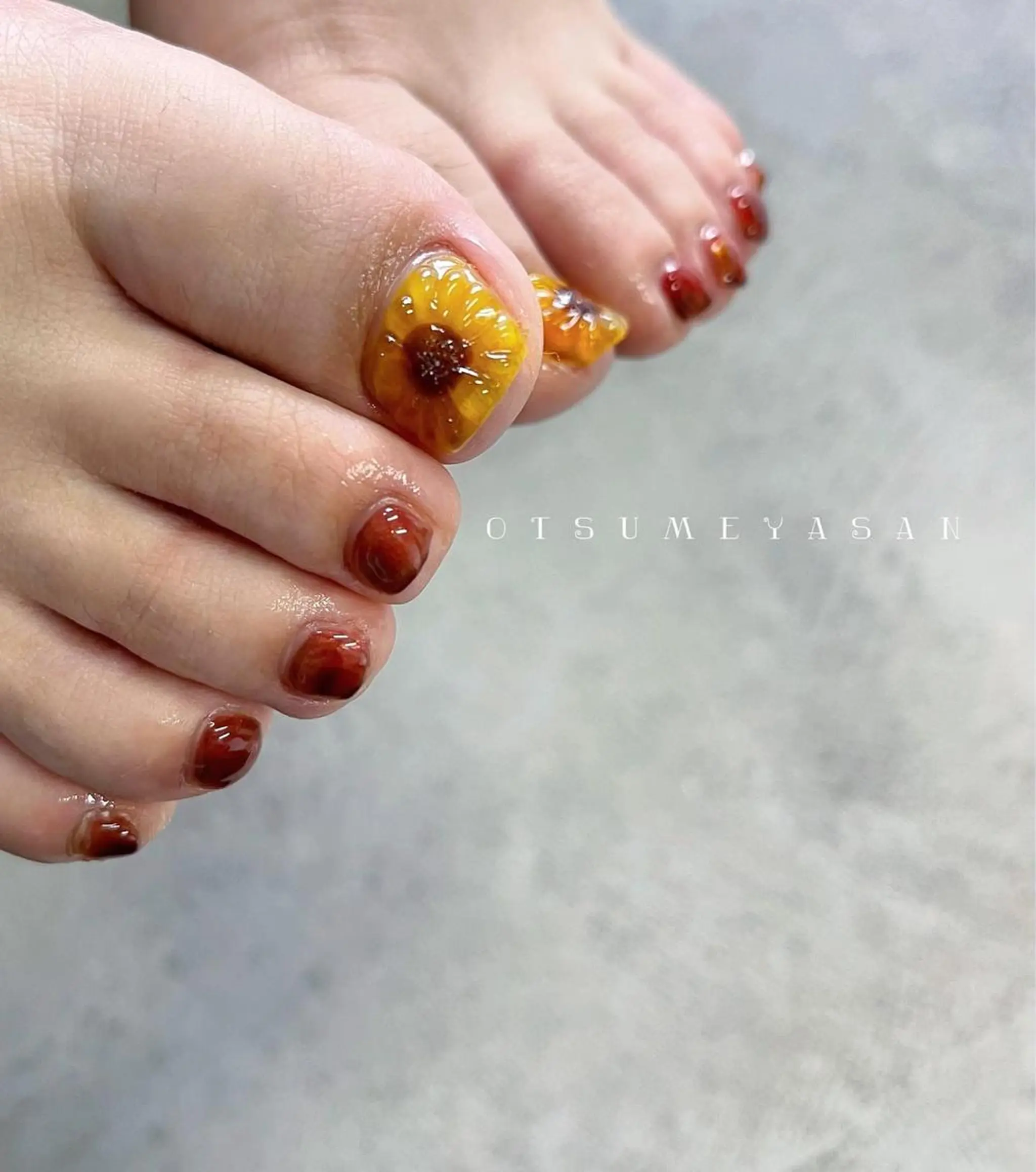 ネイル オーロラネイル フラワーネイル フットネイル 氷ネイル・うるうるネイル ミラーネイル otsumeyasan所属・わたなべ ちかのネイルデザイン