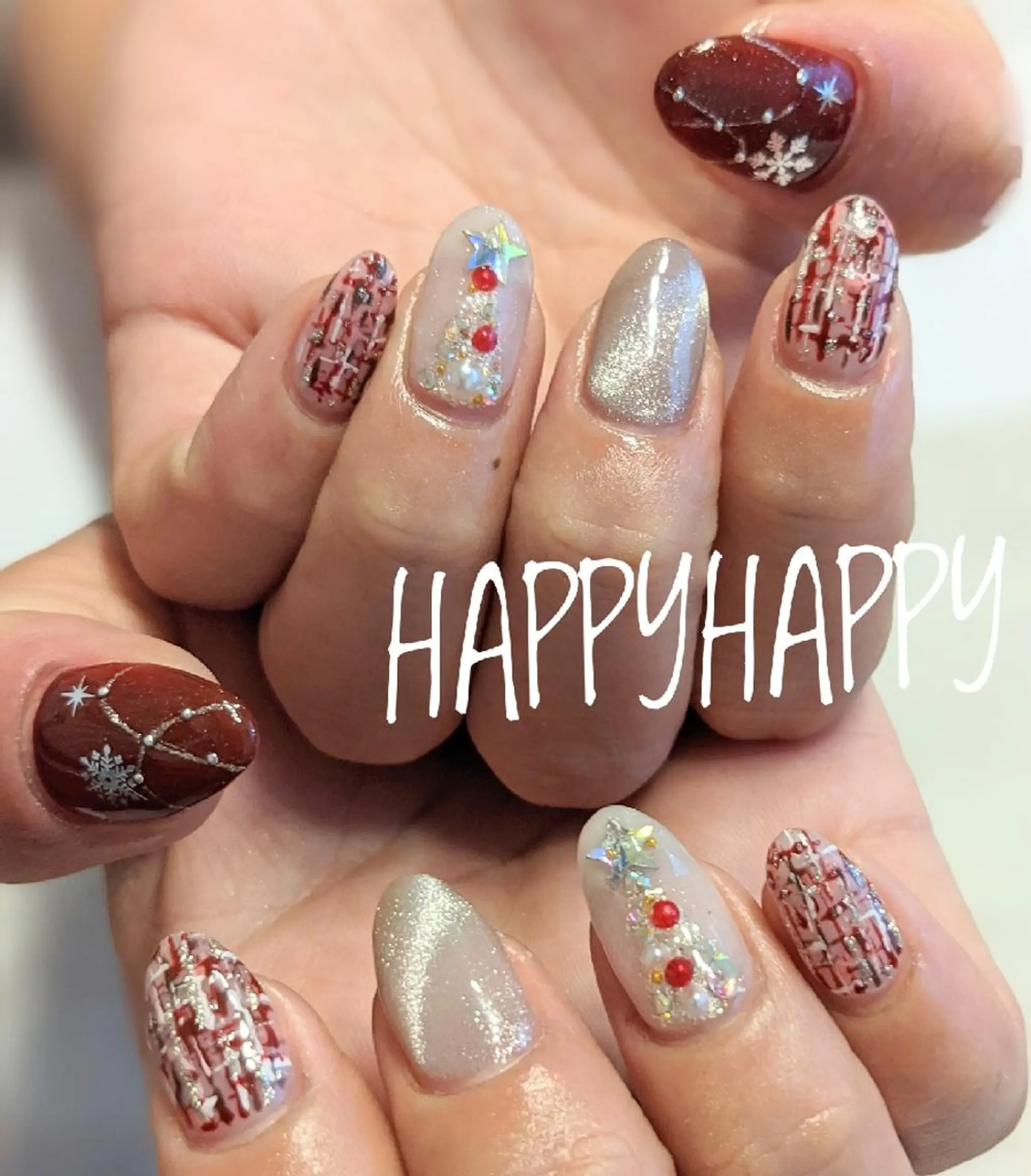 ネイル HAPPY HAPPYのネイルデザイン