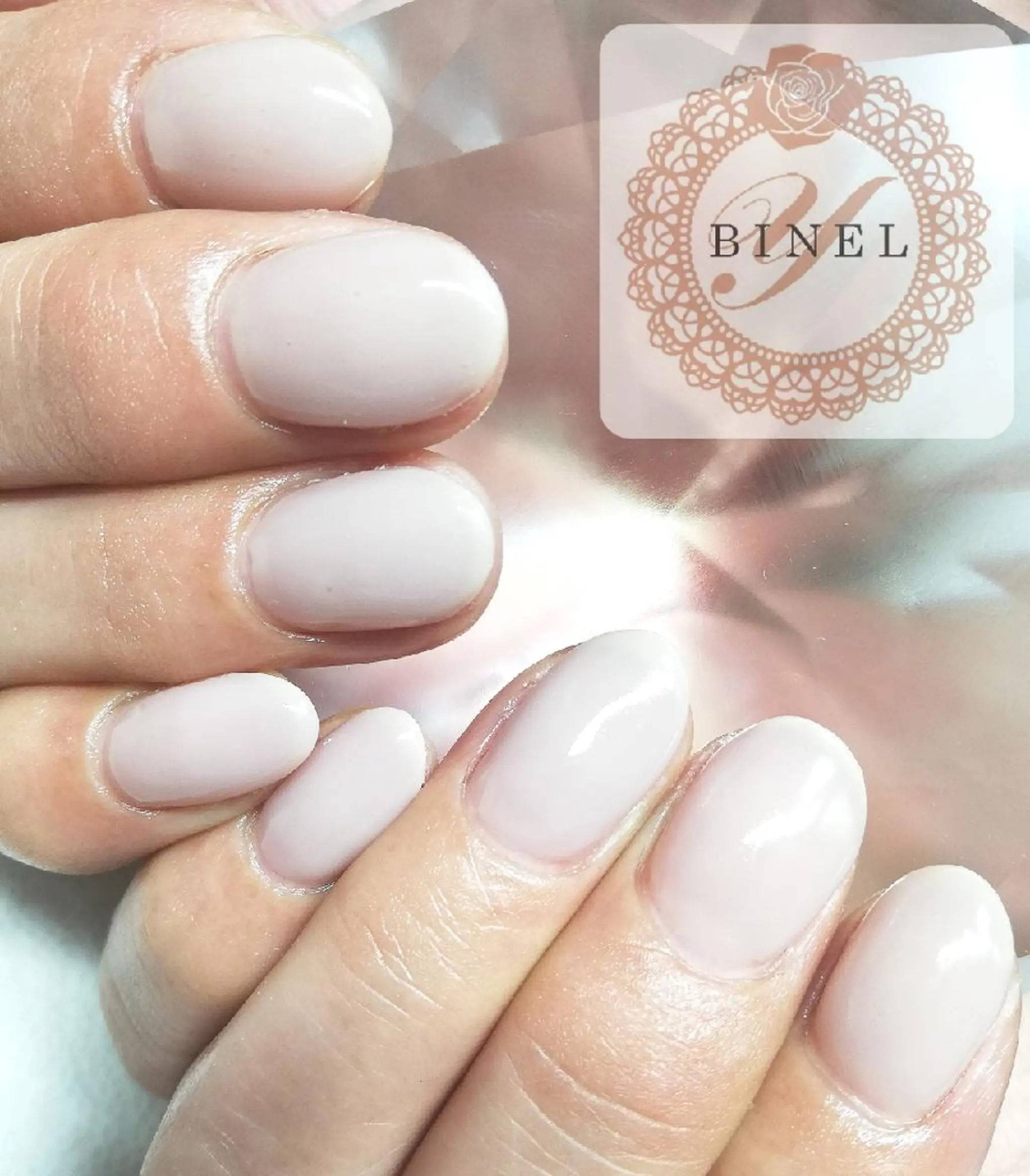 ネイル ワンカラーネイル ハンドネイル Nail Salon Y.BINELのネイルデザイン