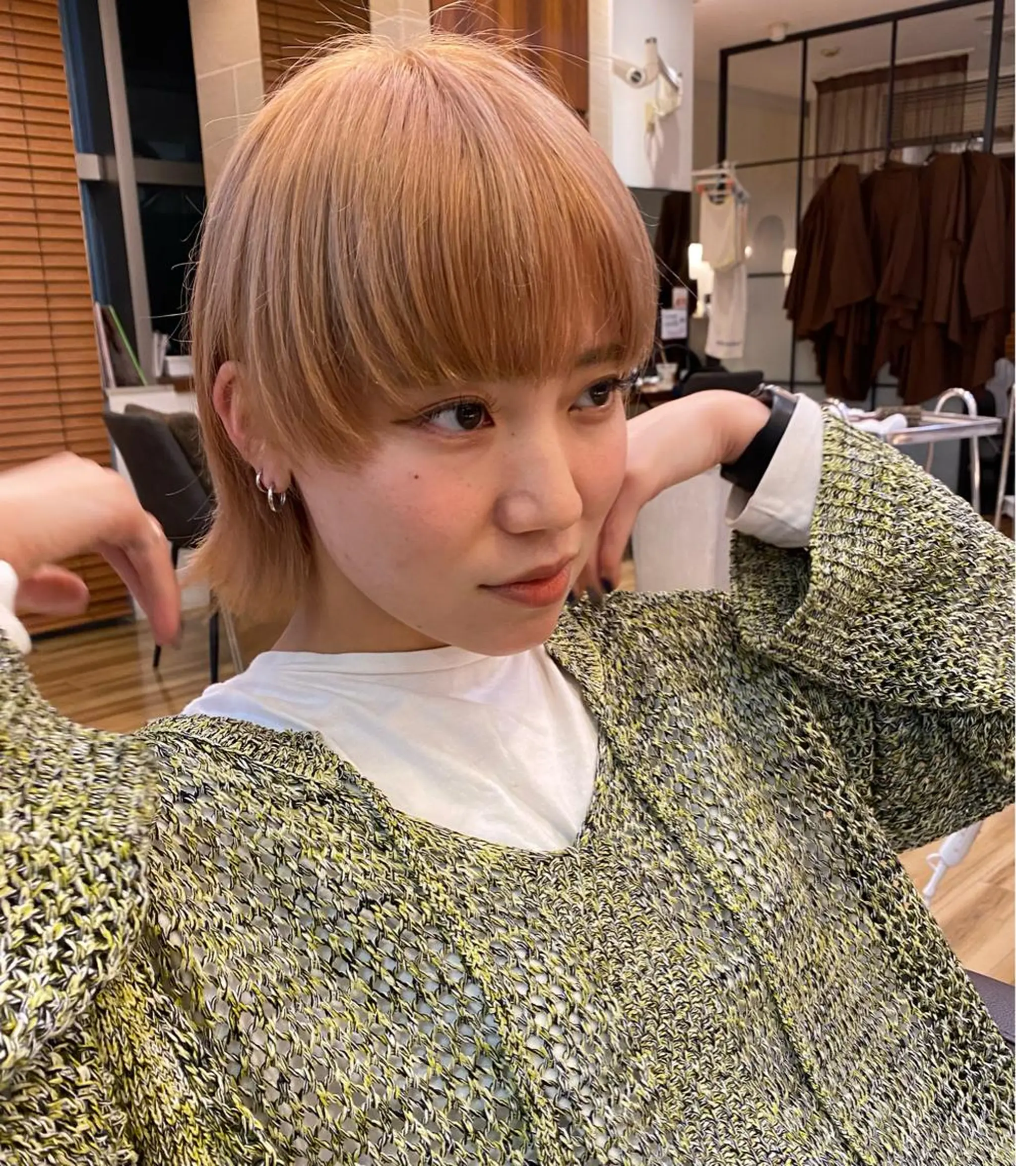 ショート カラー ベージュカラー レイヤーカット /透明感/千葉怜寿のヘアスタイル