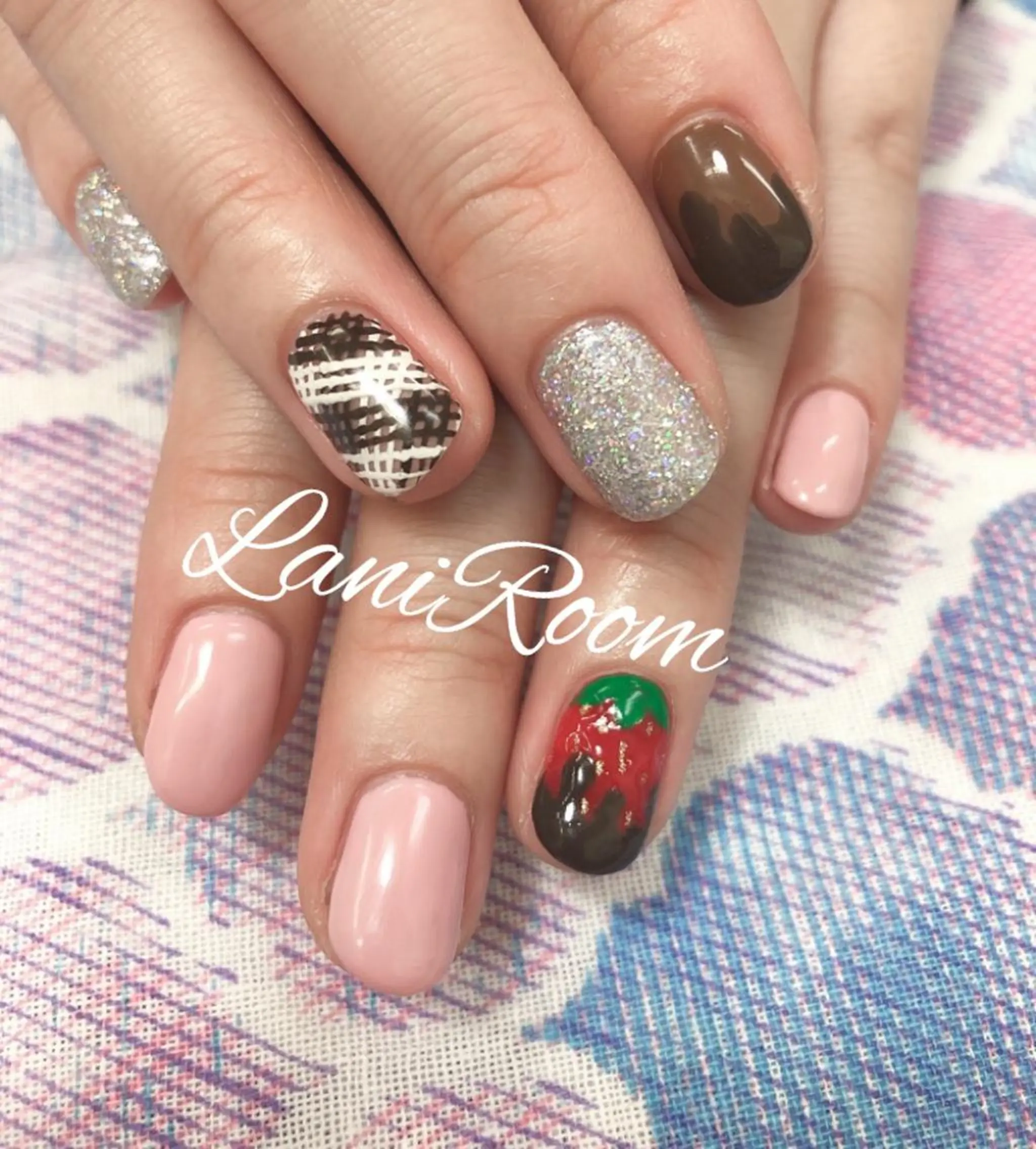 ネイル LaniRoom所属・Lani Roomのネイルデザイン