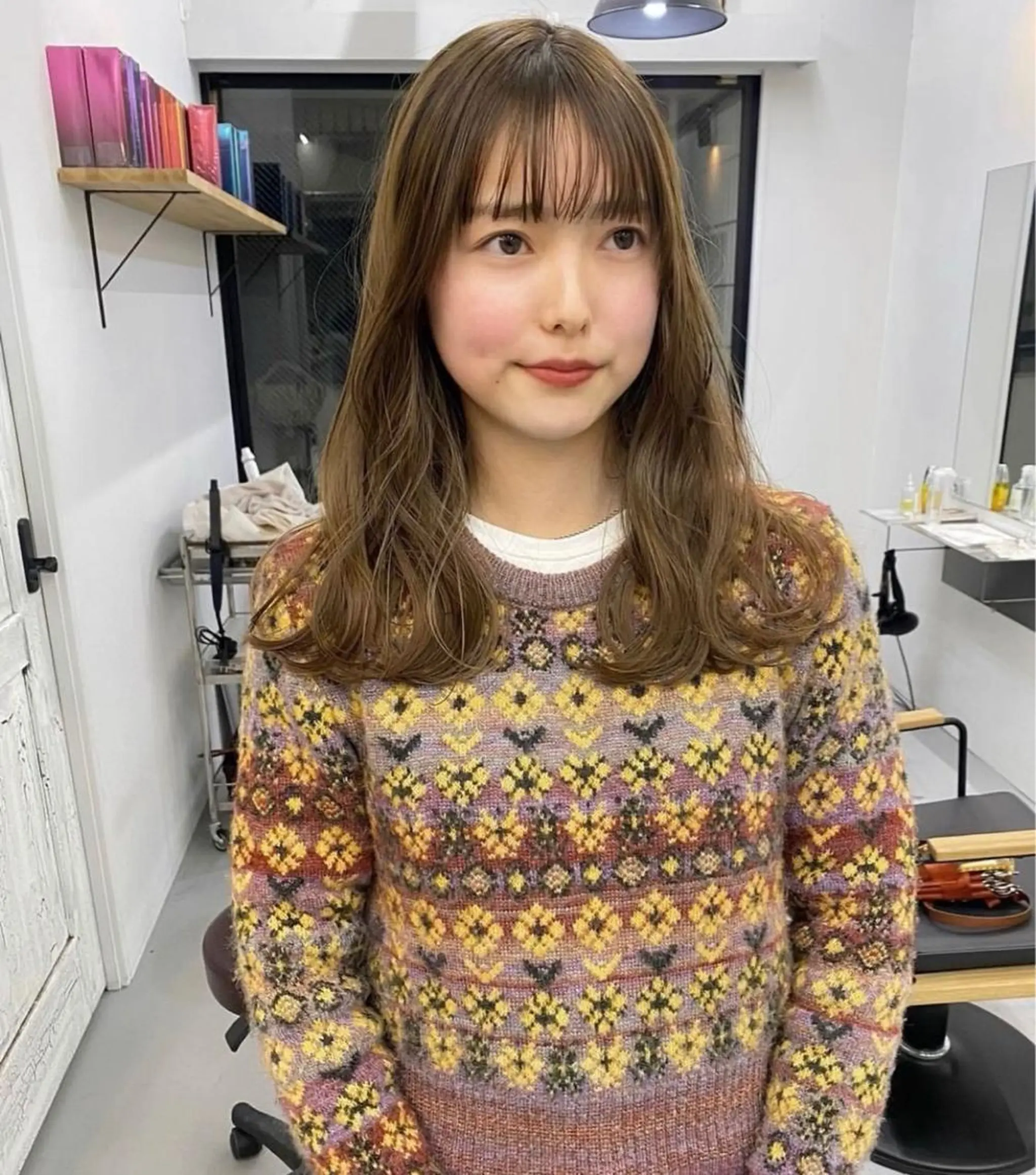 ミディアム カラー スパイキーショート パーマ　具志堅　太志のヘアスタイル