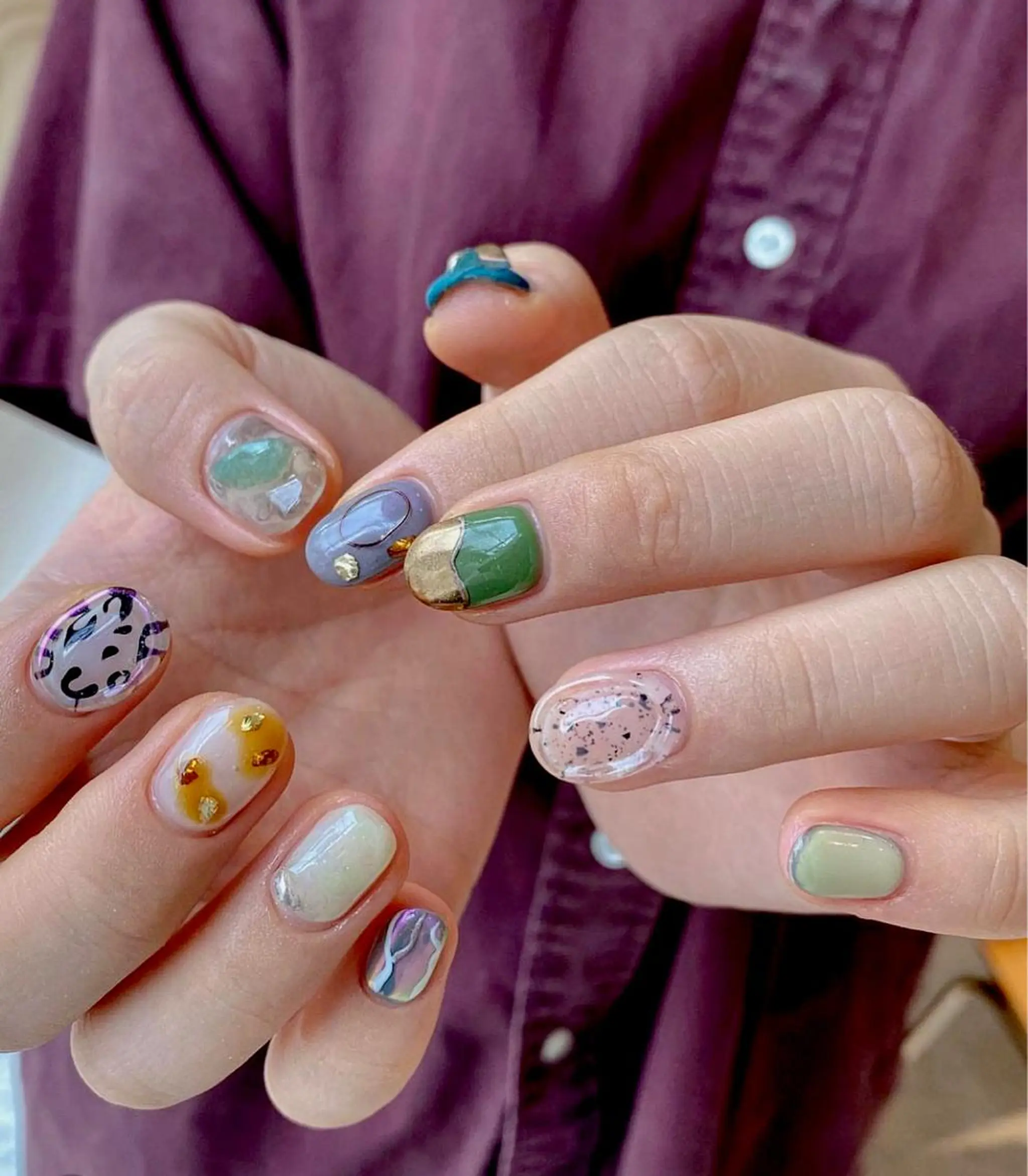 ショート m kaori𓃟のネイルデザイン