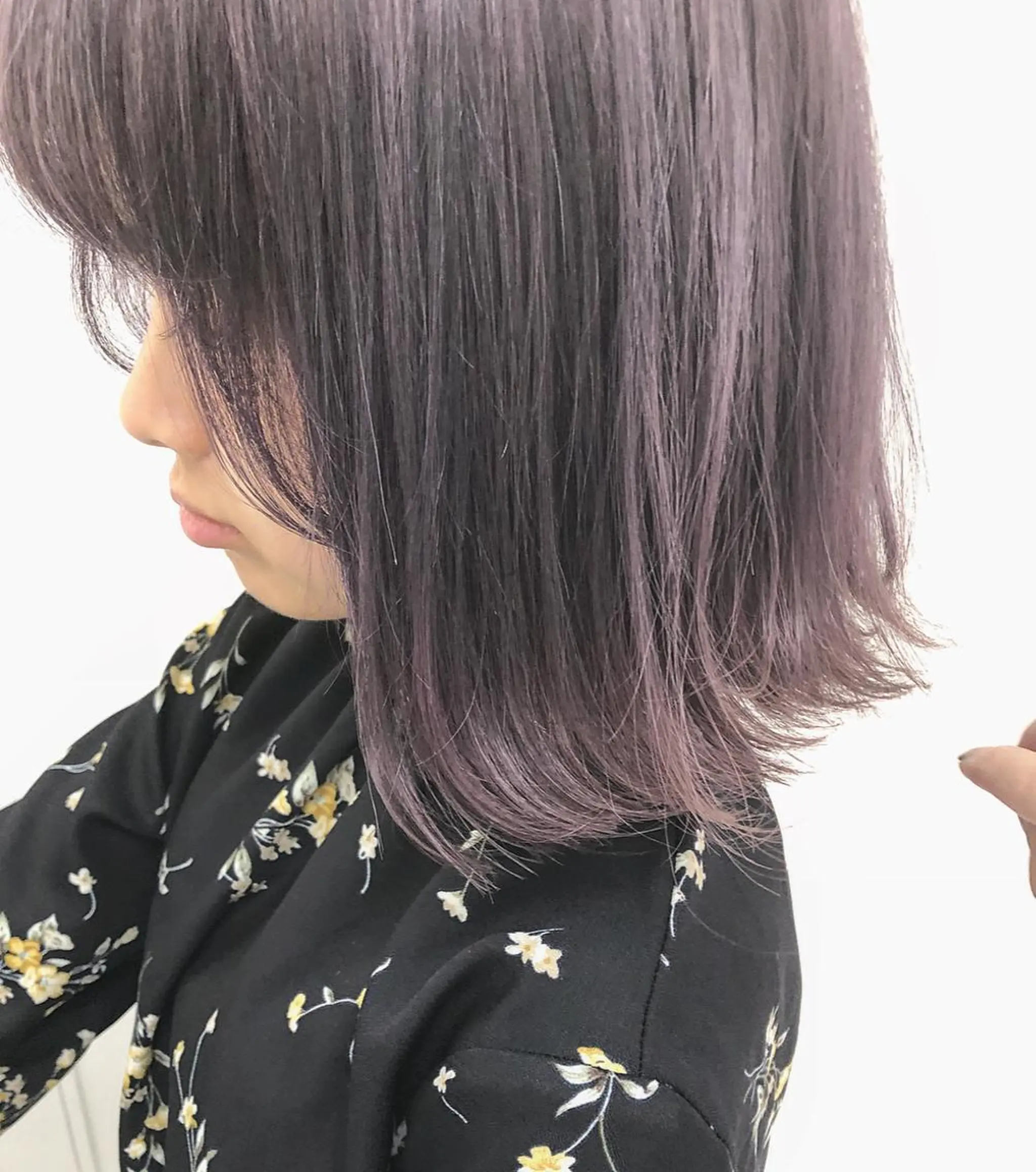 ショート カラー ヘアアレンジ グレージュ ラベンダーカラー ラベンダーグレージュ ラベンダーグレー ヘアカラー トリートメント autre所属・大久保 ひでなりのヘアスタイル