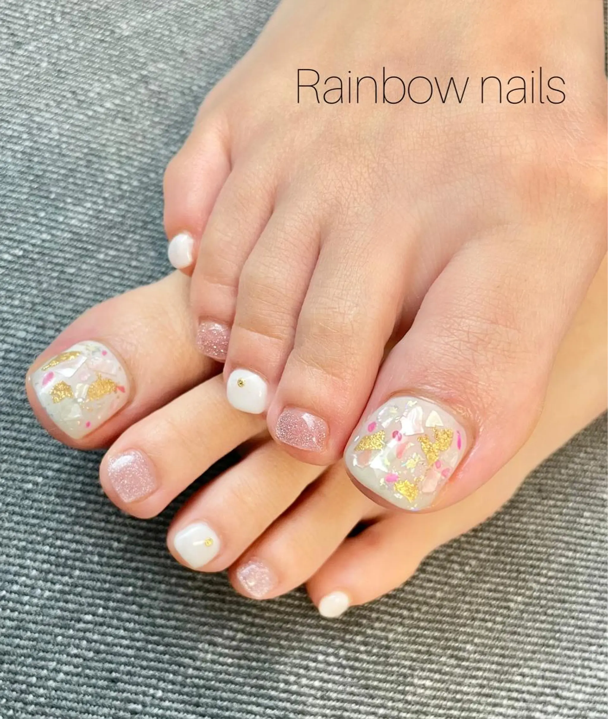 ネイル マグネットネイル Rainbow nailsくろちゃんのネイルデザイン