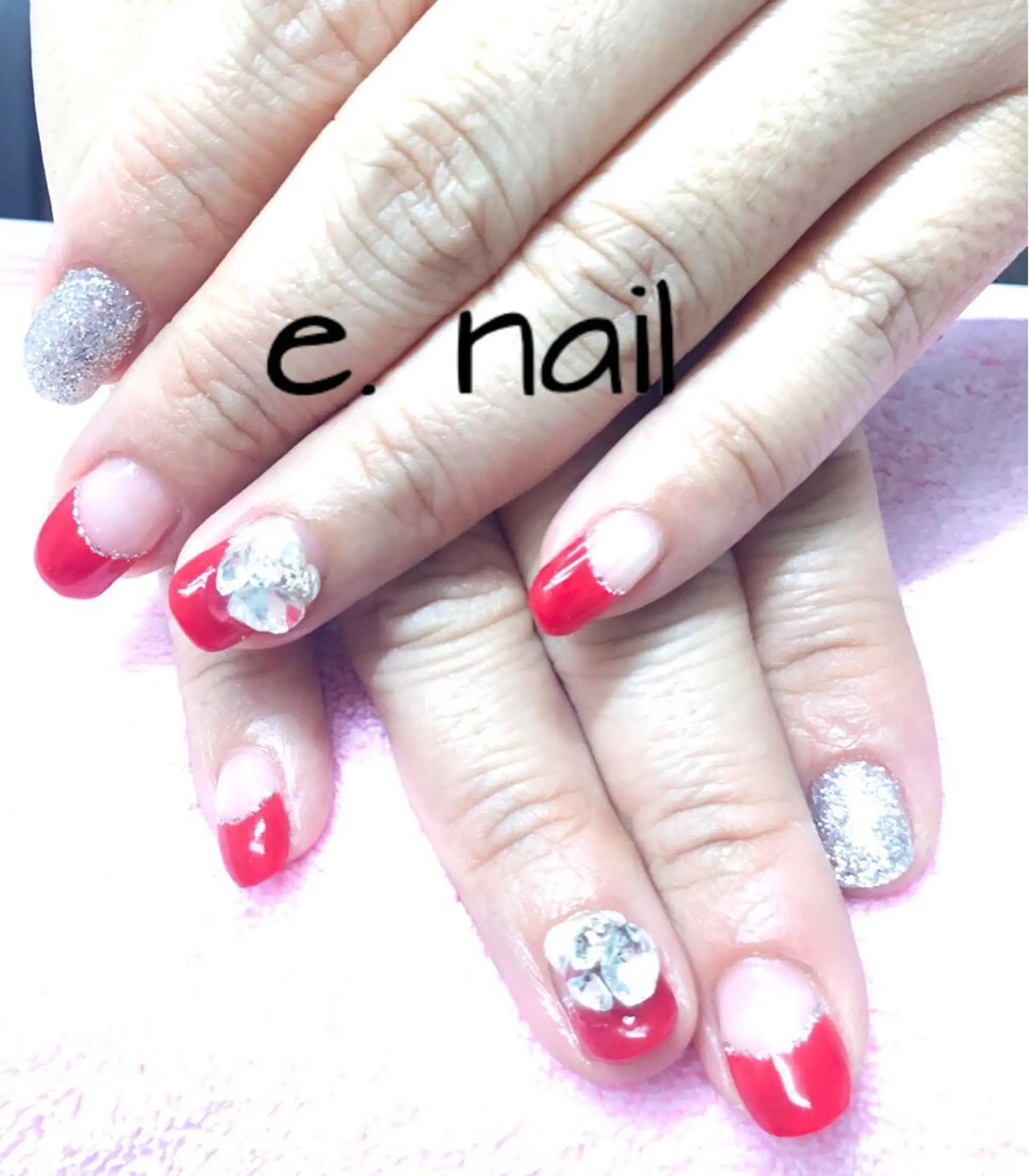 ネイル e.nail所属・和賀井 恵理のネイルデザイン