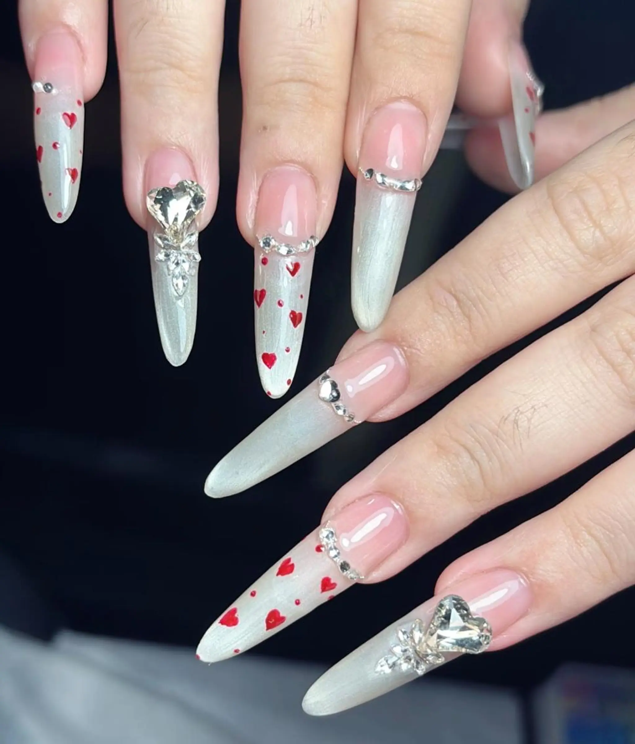 ネイル ハンドネイル エリ🫧 nail池袋東口のネイルデザイン