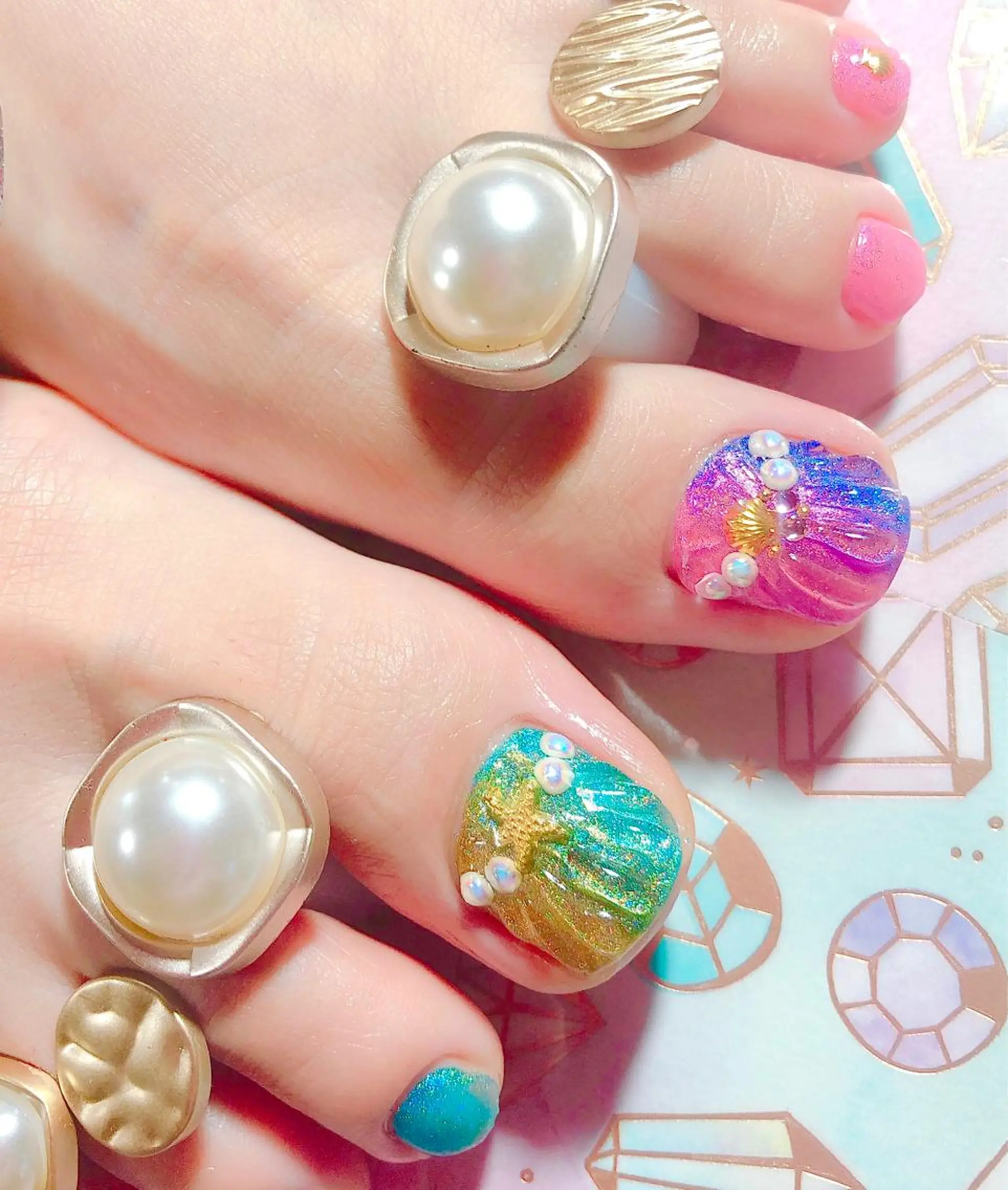 ネイル アートネイル フットネイル CROWN プライベートサロンのネイルデザイン