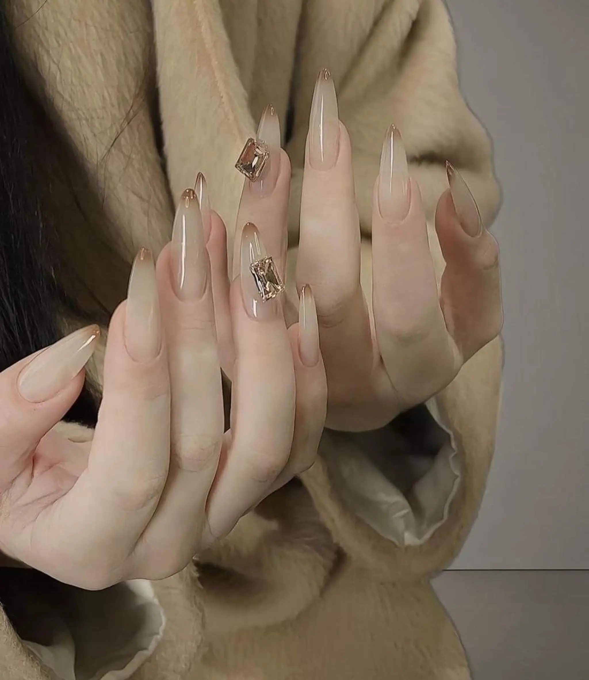 ネイル 長さ出し フレンチネイル グラデーション 卒業式 マグネットネイル ハンドネイル MIHANA ZENのネイルデザイン