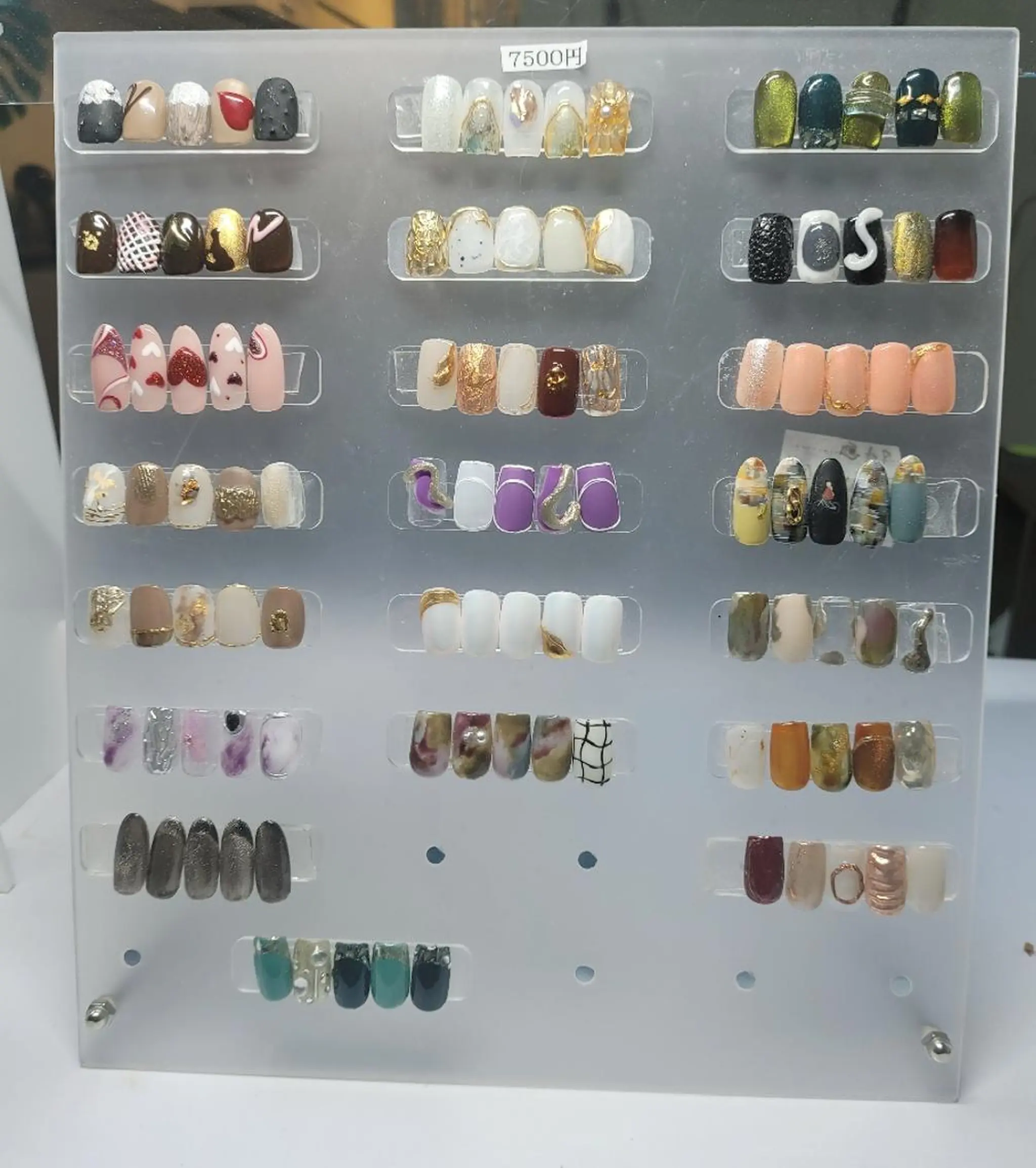 ネイル Salon-NAKO 🐷shirai🐷のネイルデザイン