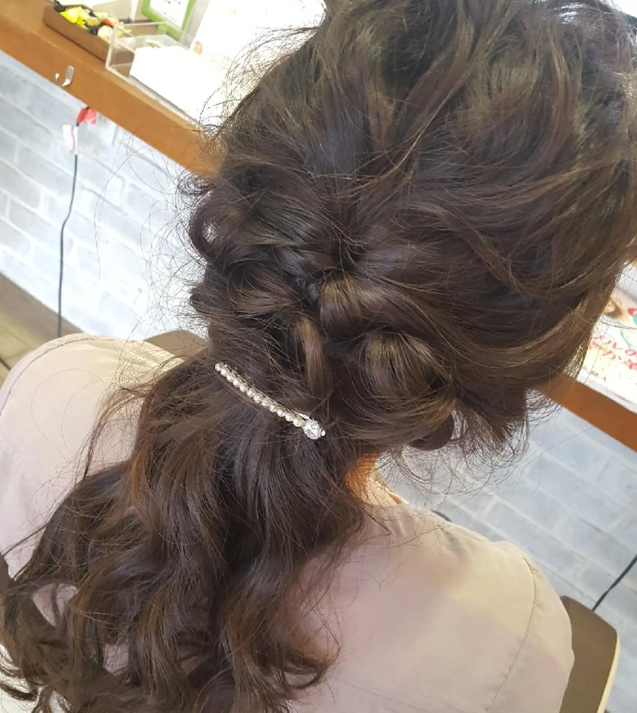 ヘアアレンジ 若泉 真梨のヘアスタイル