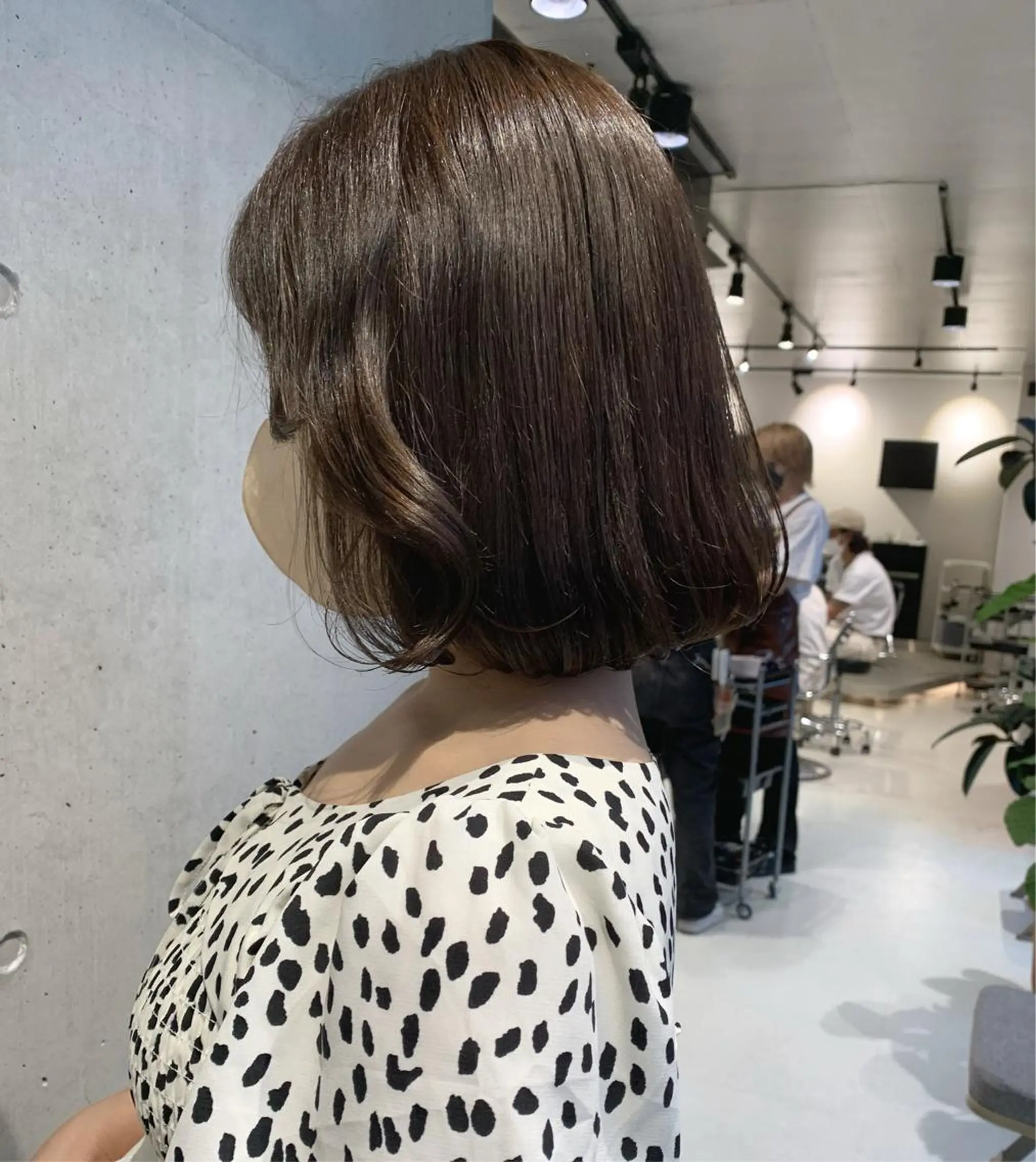 ミディアム カラー 透明感/オリーブ/ グレージュ/YUKAのヘアスタイル