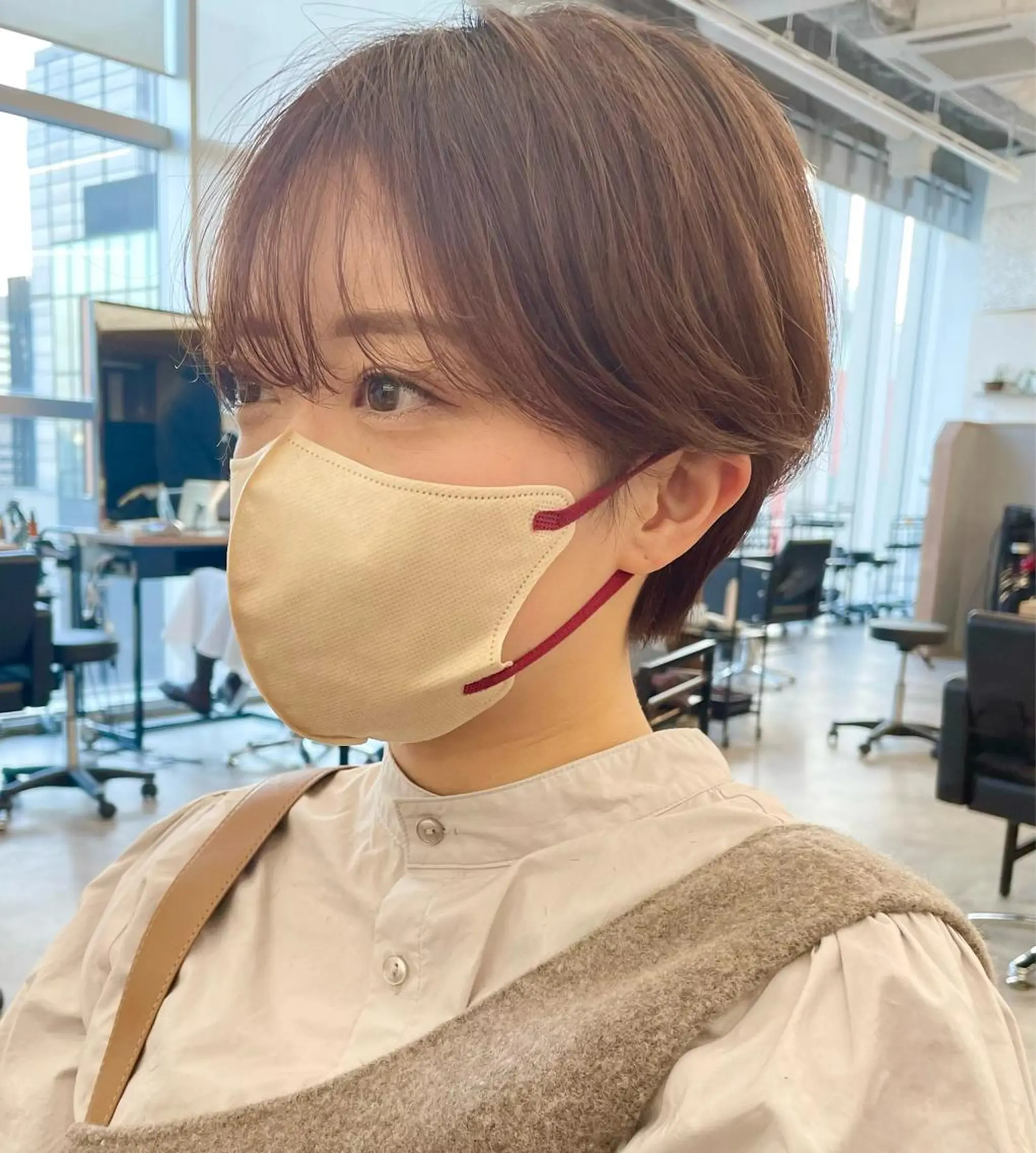 ショート カラー ブラウンカラー ココアブラウン ショートヘア レイヤー/ショート透 明感カラー/西田祐賀のヘアスタイル