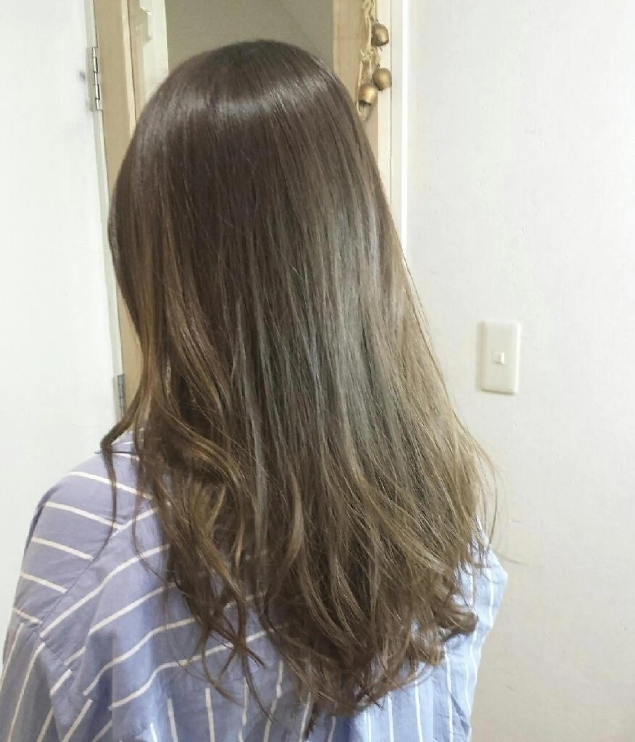 ロング カラー アッシュ 🔳髪質改善🔳 岡本陽のヘアスタイル