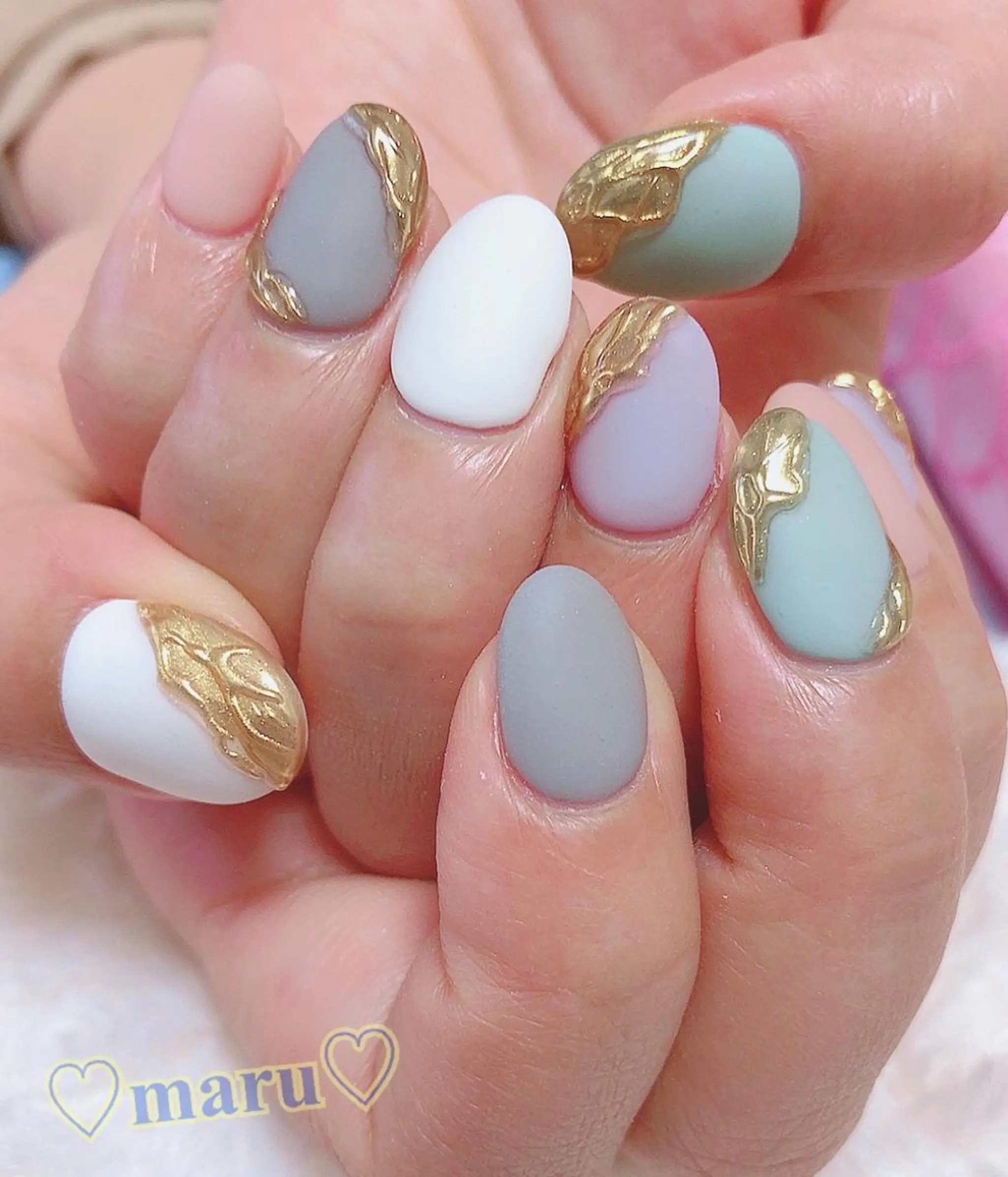 ネイル ハンドネイル フットネイル まるみ ♡のネイルデザイン