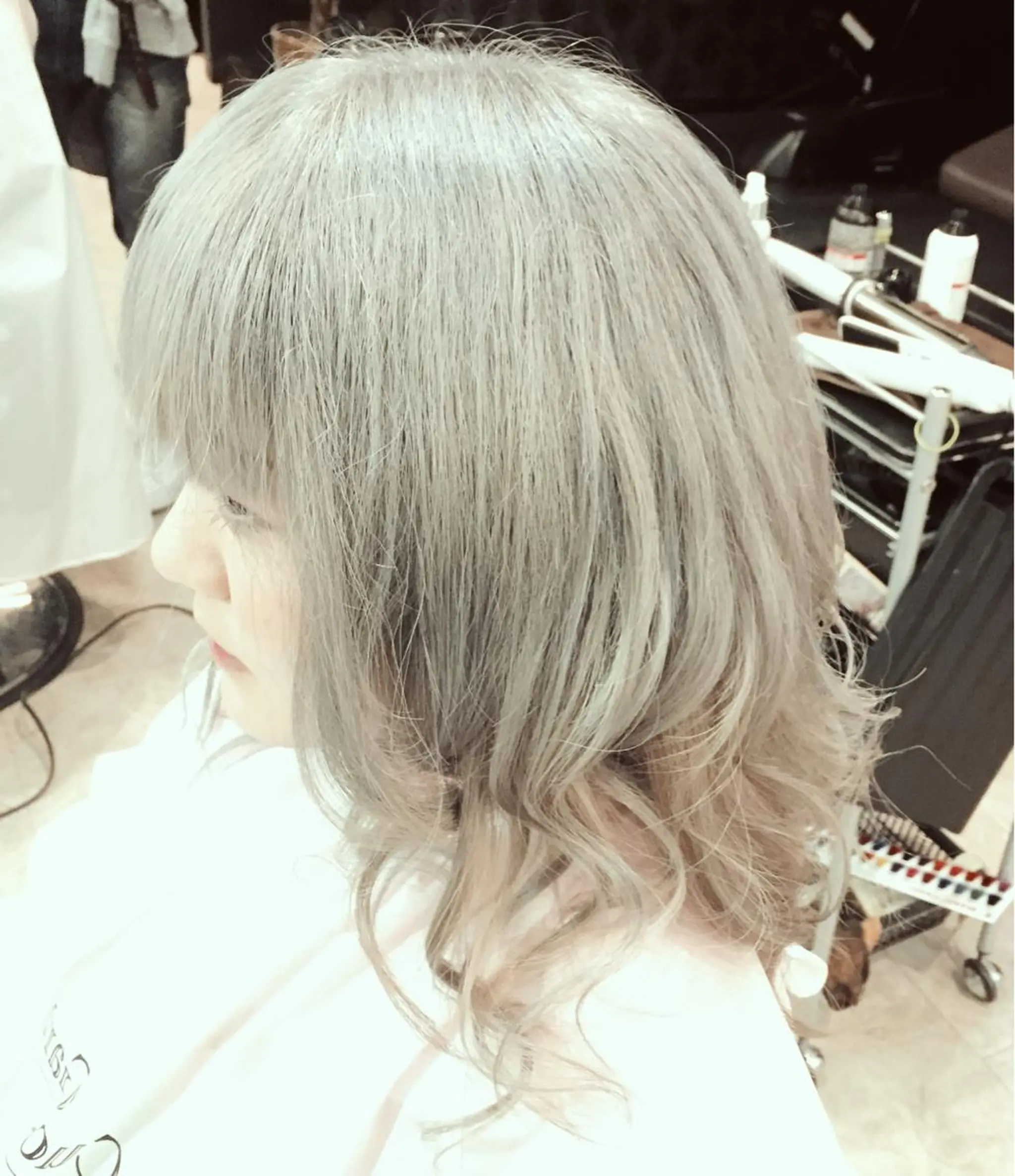 ロング カラー ハイトーンカラー 💓シールエクステ ルミエールのヘアスタイル