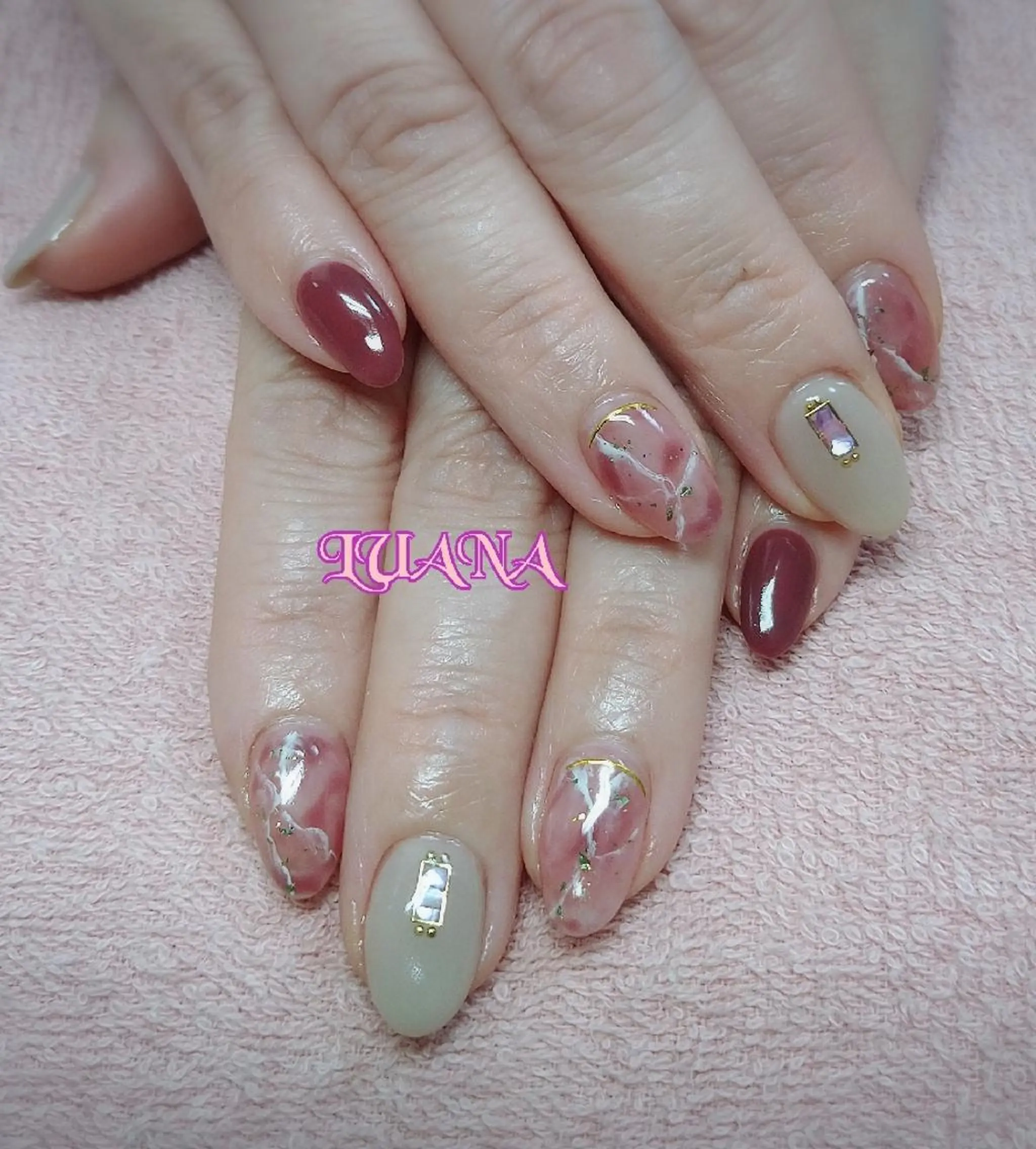 ネイル ハンドネイル LUANA  TAKAHASHIのネイルデザイン