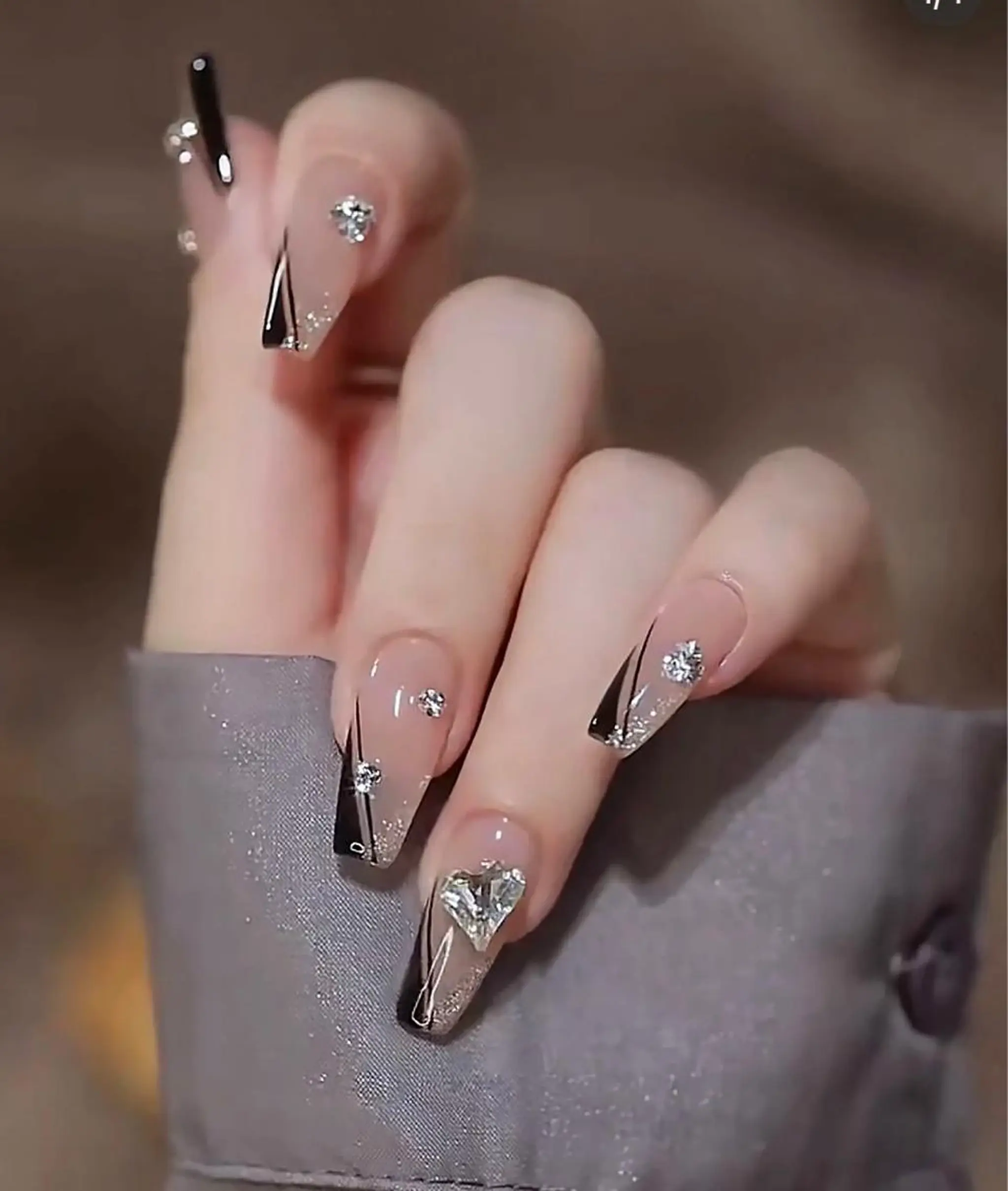 ネイル M🌷nail 長さだし専門店のネイルデザイン