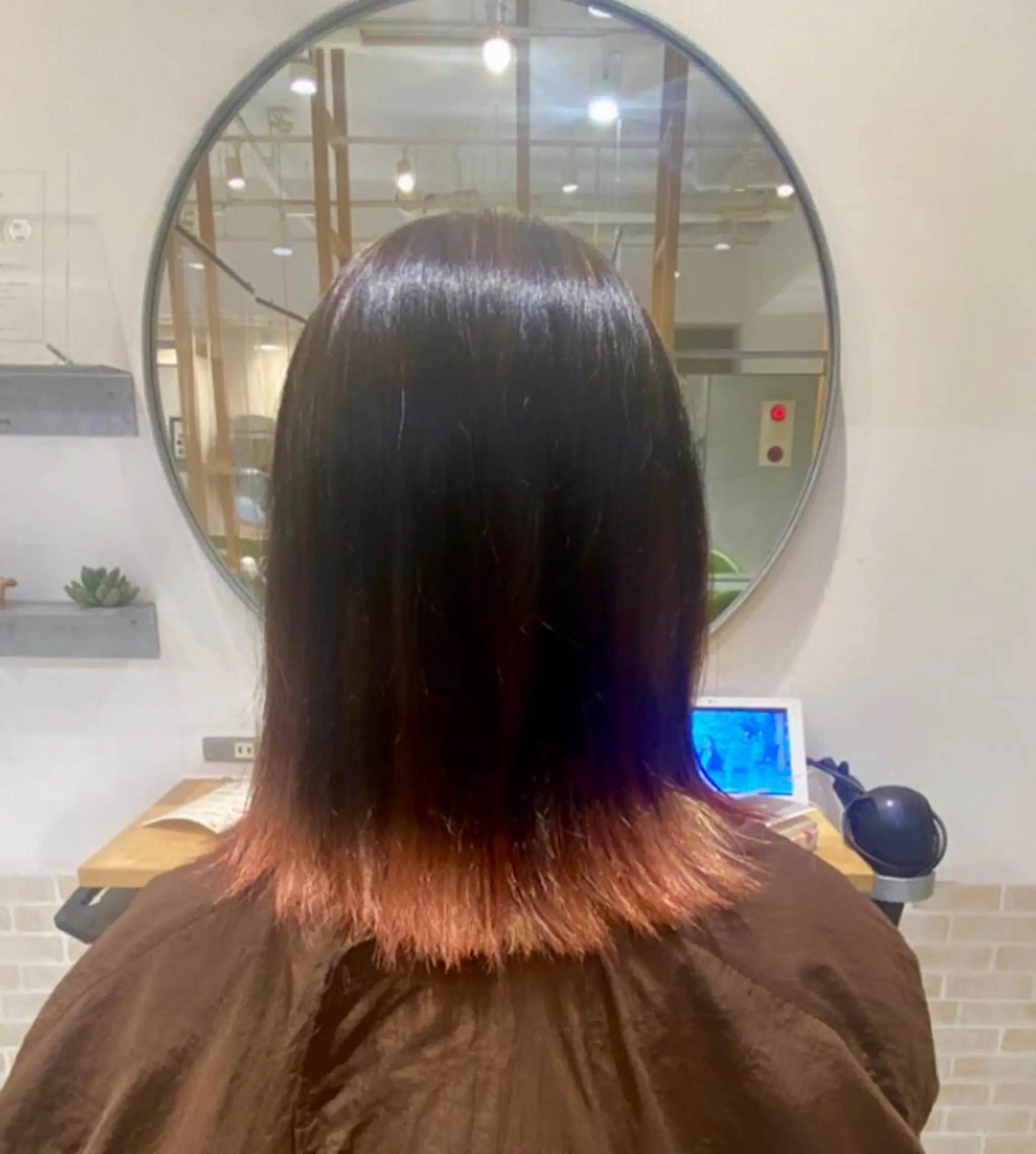 ミディアム ふじ ここなのヘアスタイル