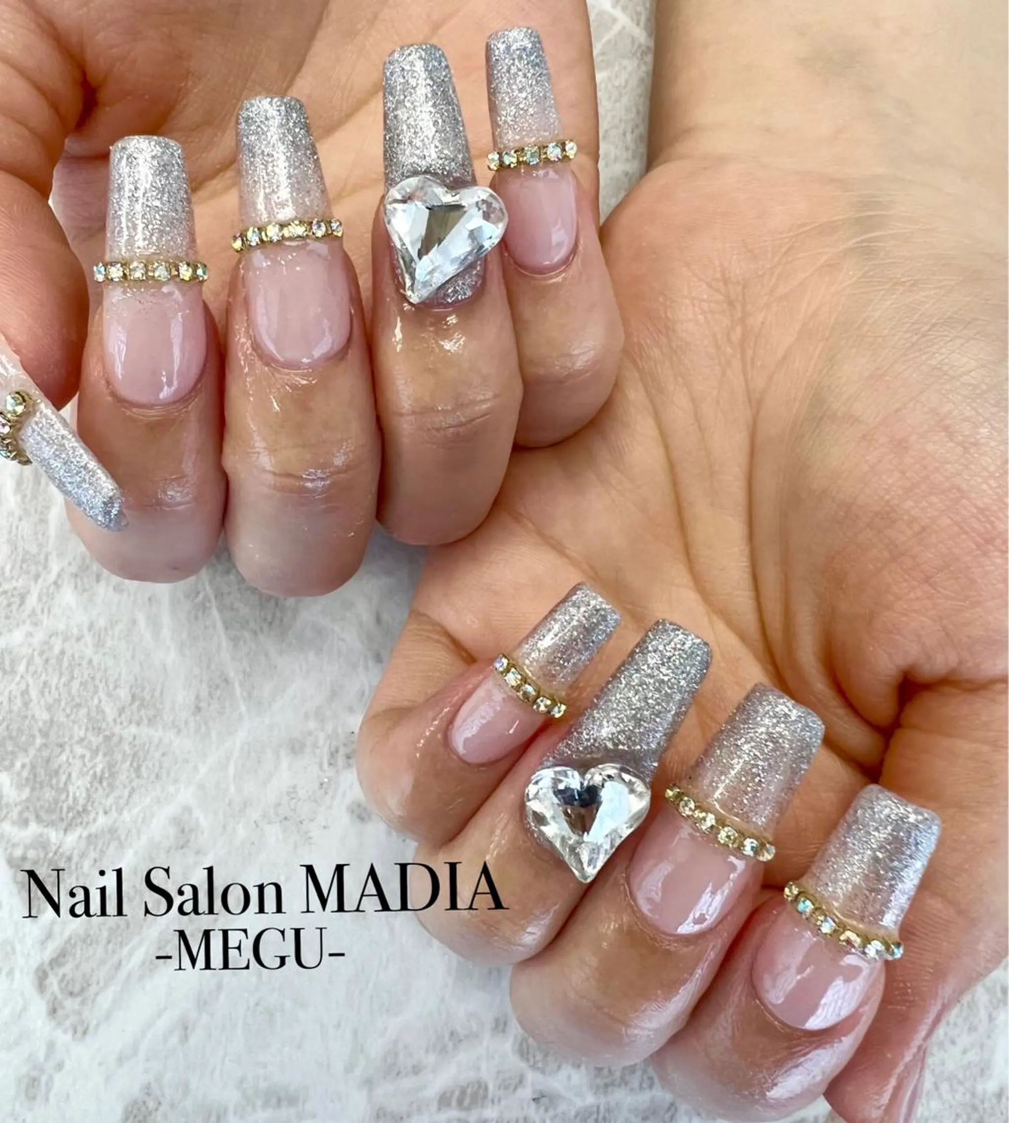 ネイル MADIA藤沢所属・MADIA MEGUのネイルデザイン