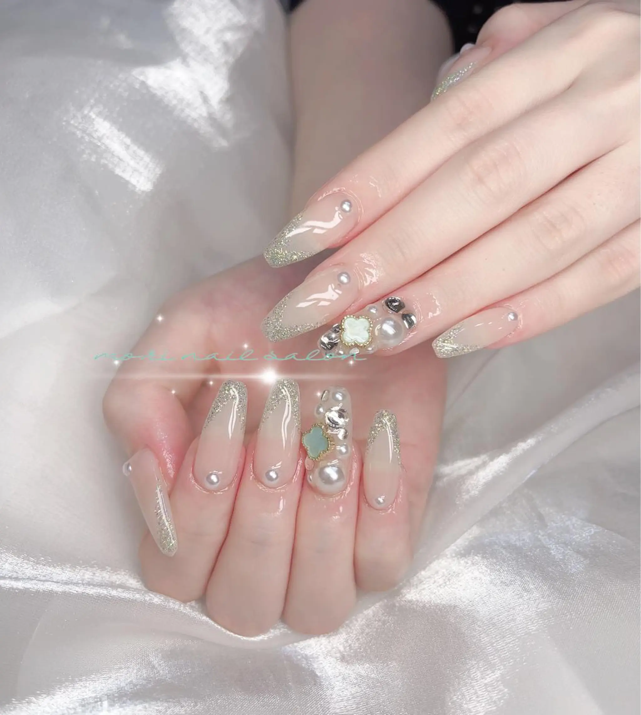 ネイル ハンドネイル 森 ネイルサロンのネイルデザイン