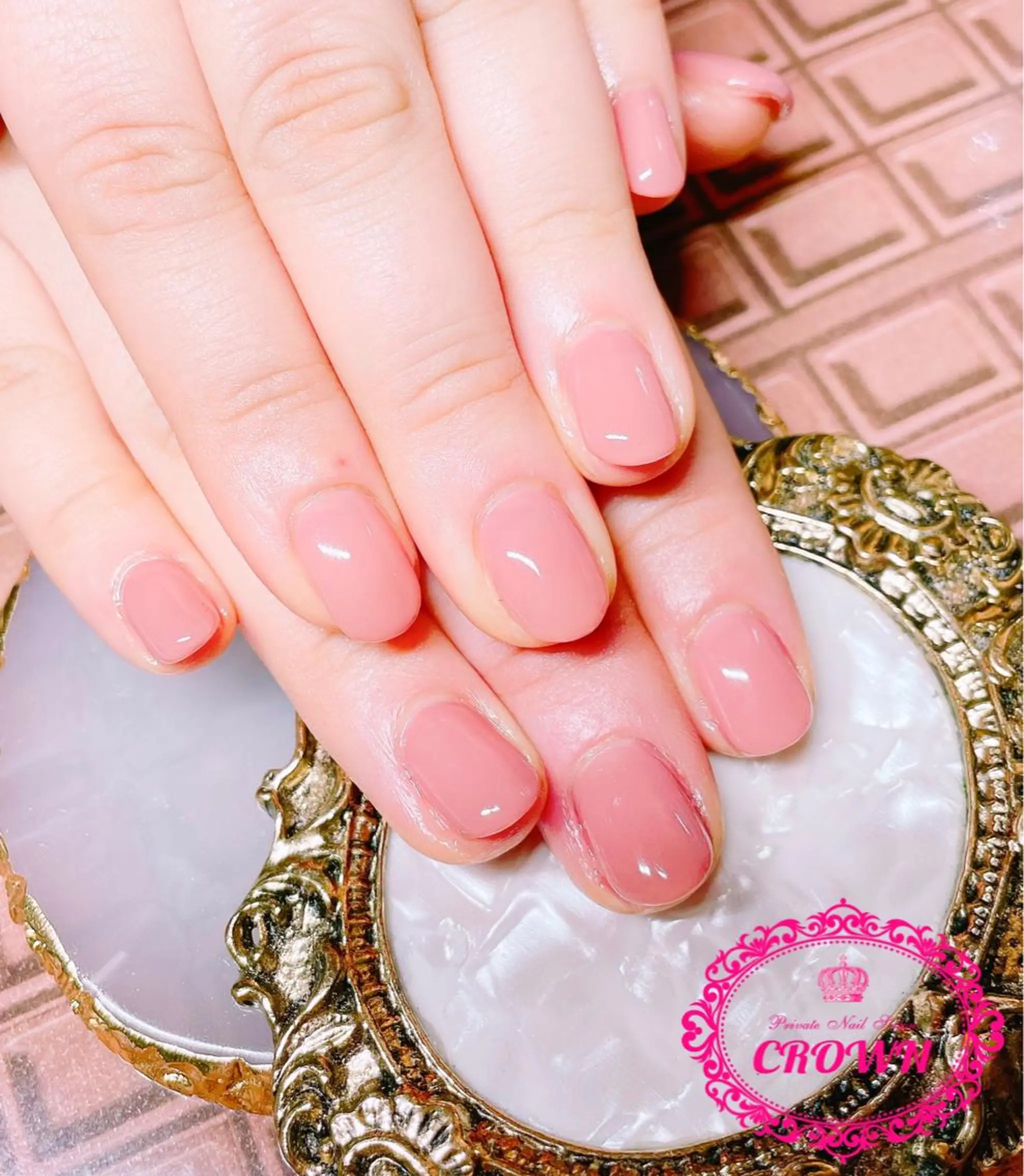 ネイル CROWN プライベートサロンのネイルデザイン