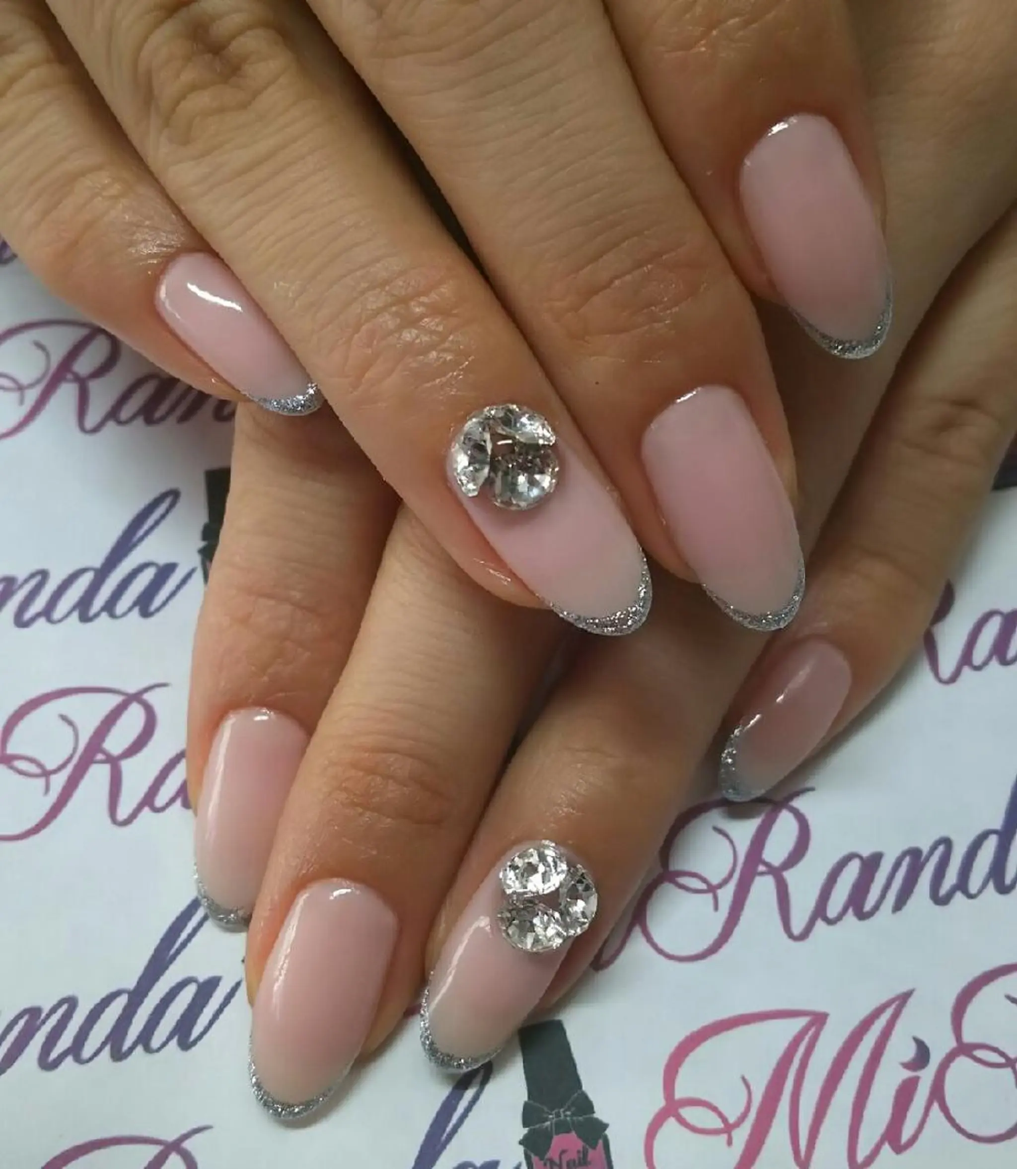 ネイル MiRanda Nail所属・MiRanda 保坂 舞のネイルデザイン