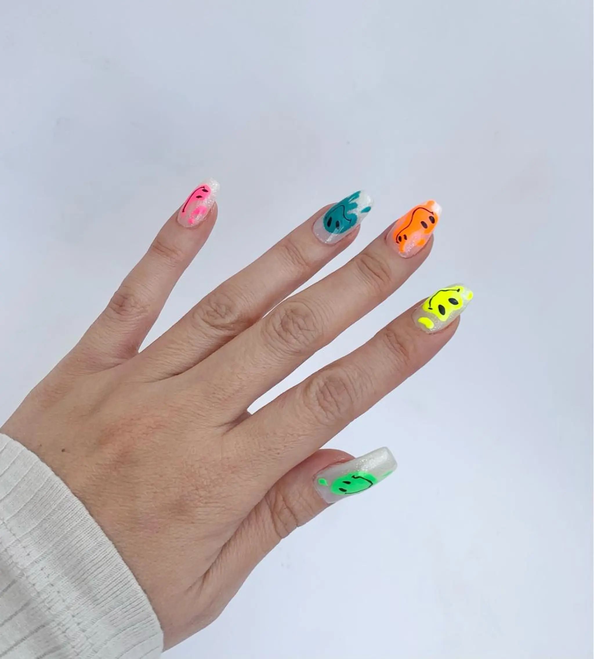 ネイル うるま市サロン Yuko Izawaのネイルデザイン