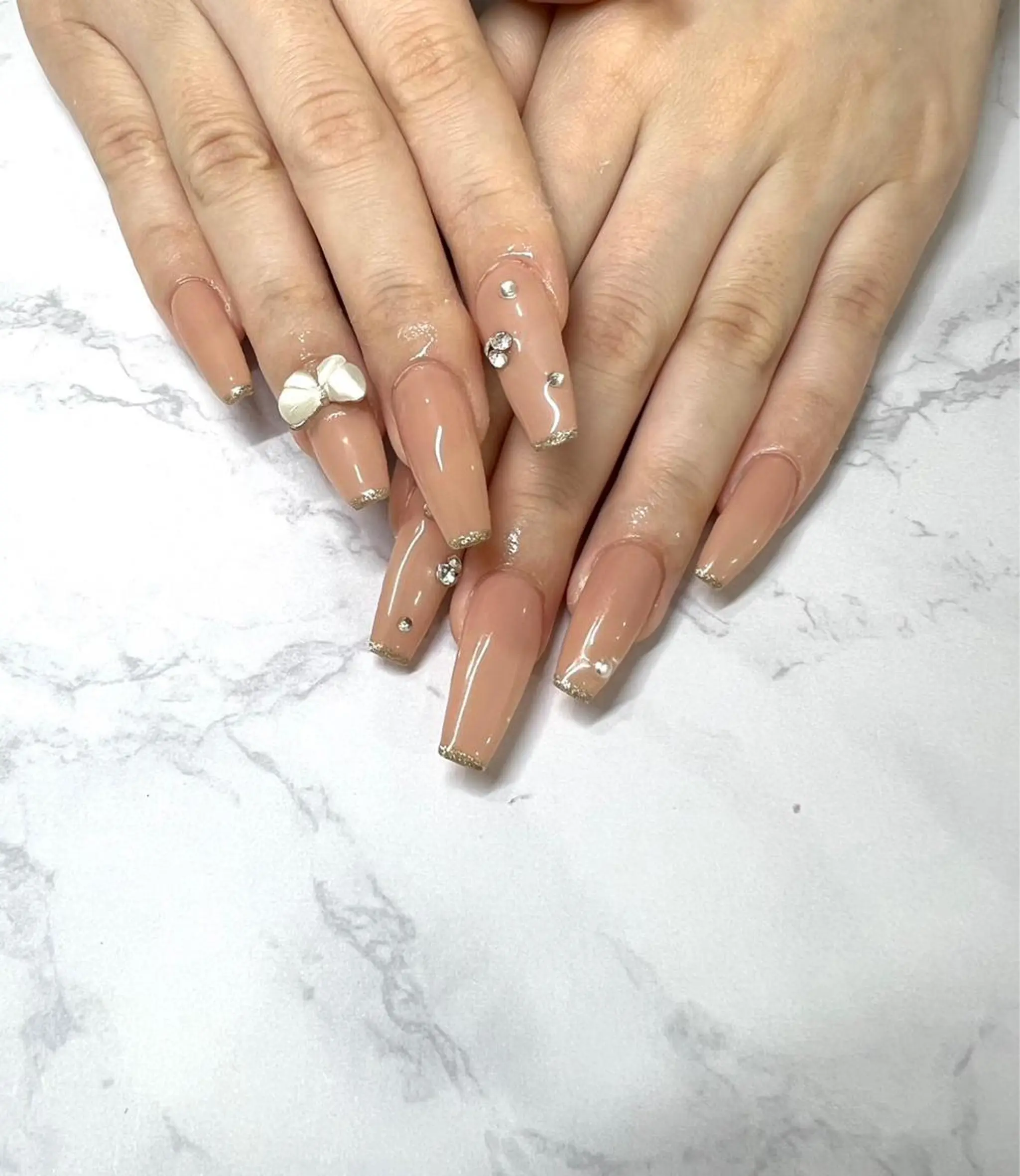 ネイル PEEKABOO京橋 EYE&NAILのマツエク・マツパデザイン