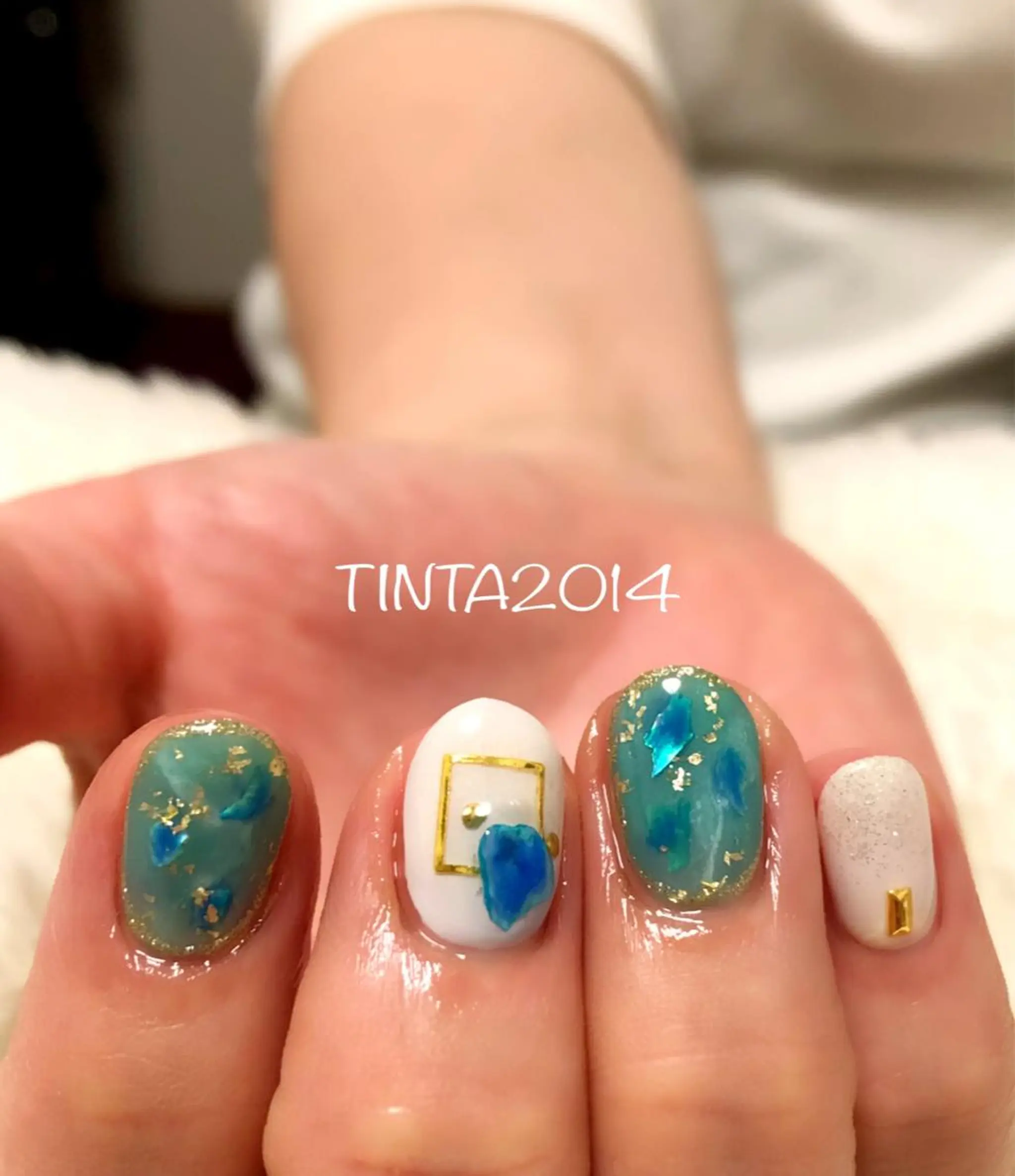 ネイル ブルー ネイルサロン ティンタ所属・馬場 典子のネイルデザイン