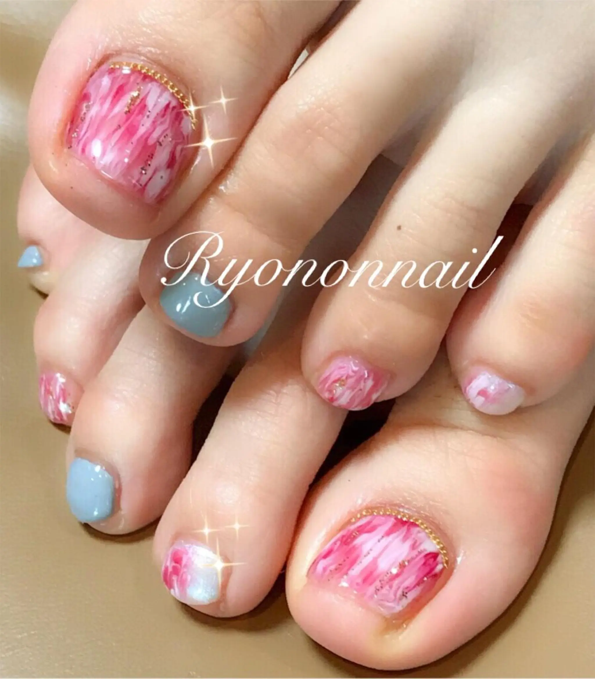 ネイル Ryononnail(リョノンネイル)所属・Ryononnail 上谷典子のネイルデザイン