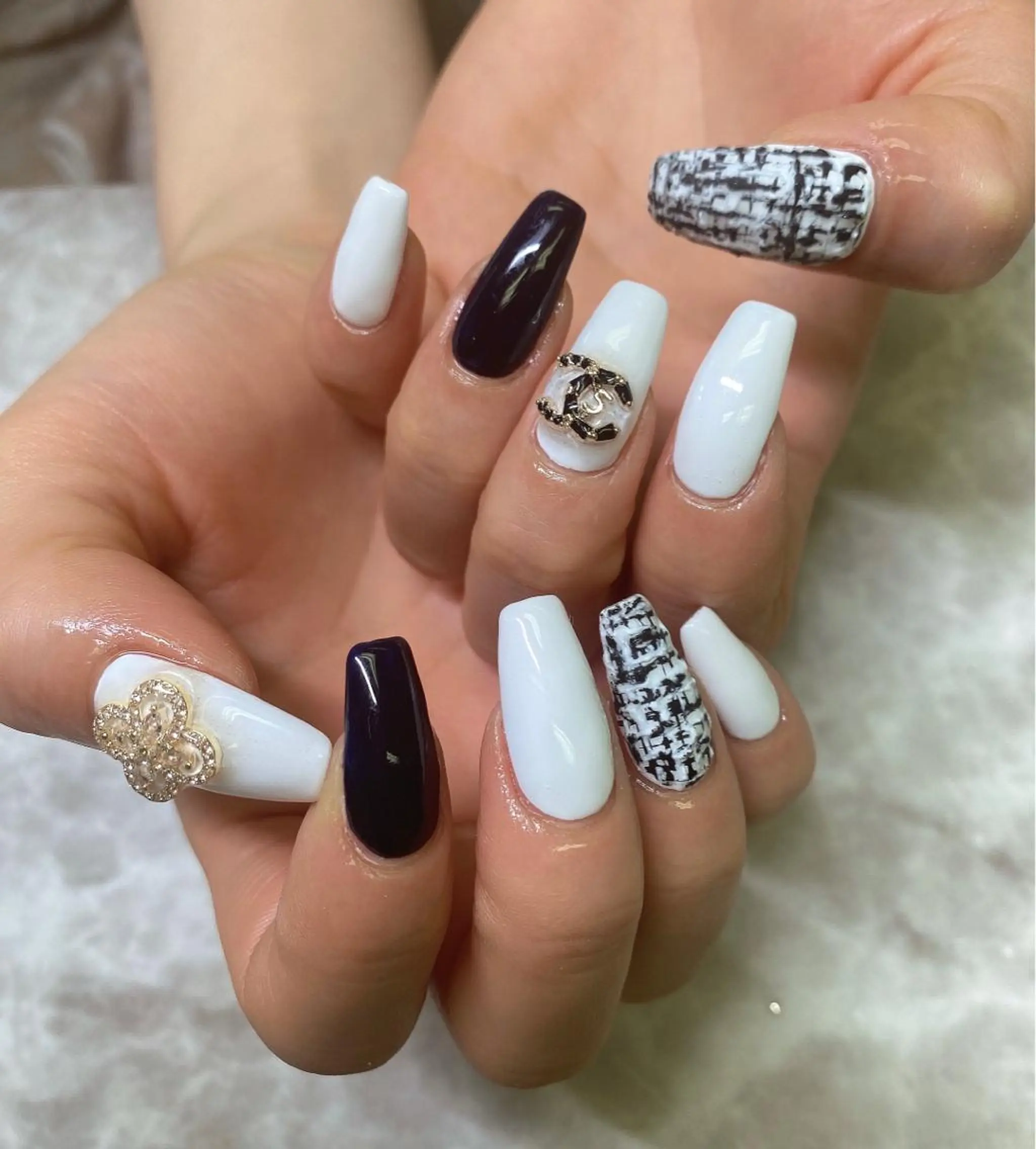 ミディアム ハンドネイル JNA認定講師🌸 RIEのネイルデザイン