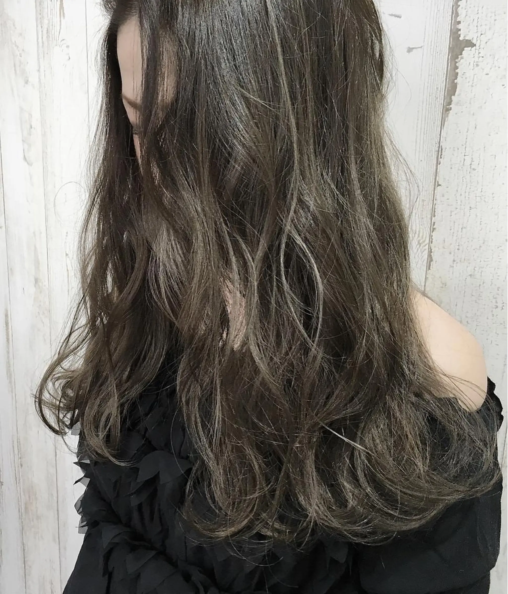 ロング カラー ベージュカラー ハイライトカラー ハイライト HAIR&MAKE.sia所属・心斎橋ボブ 好原良真のヘアスタイル