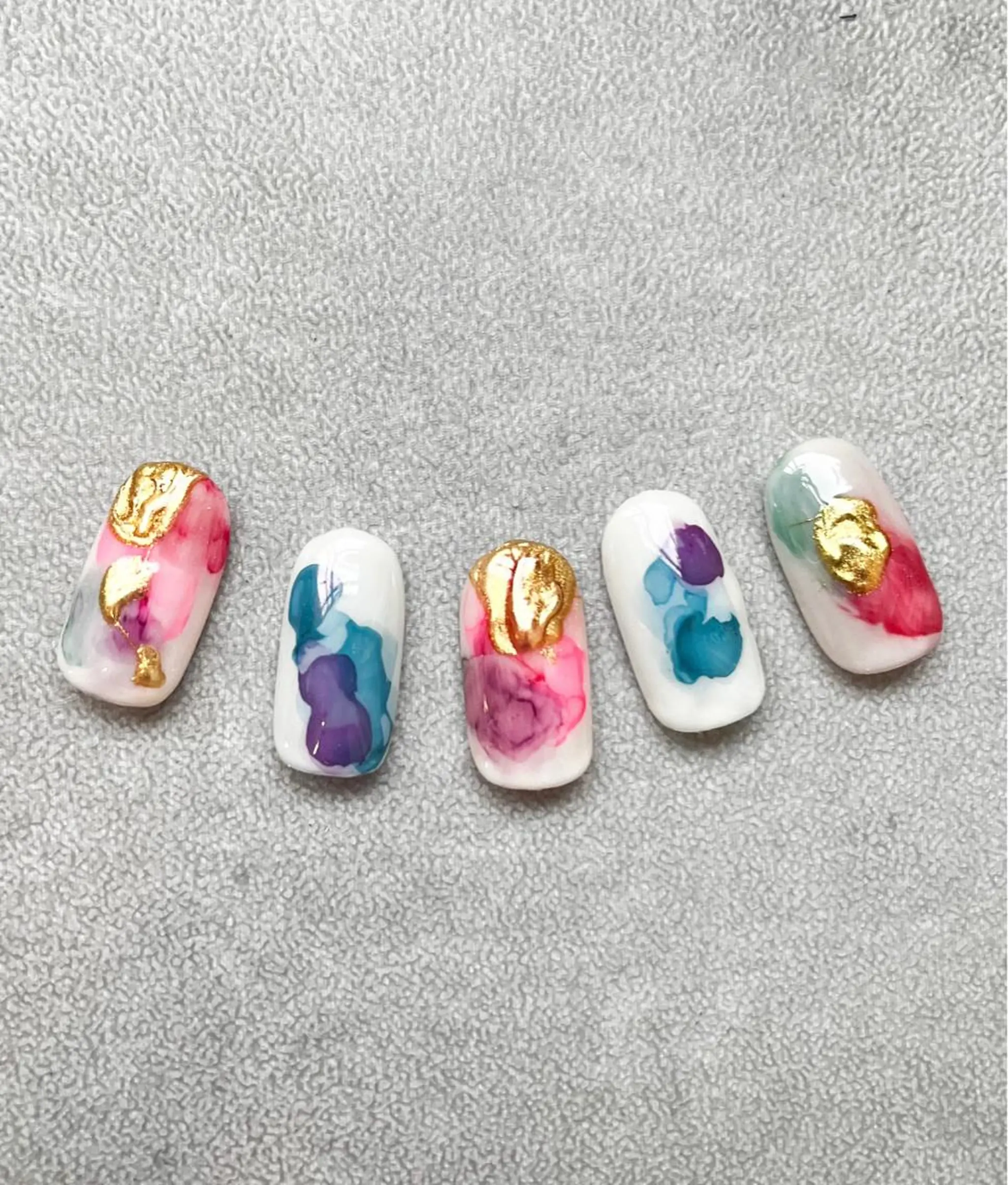 ネイル ミラーネイル Qun nailのネイルデザイン