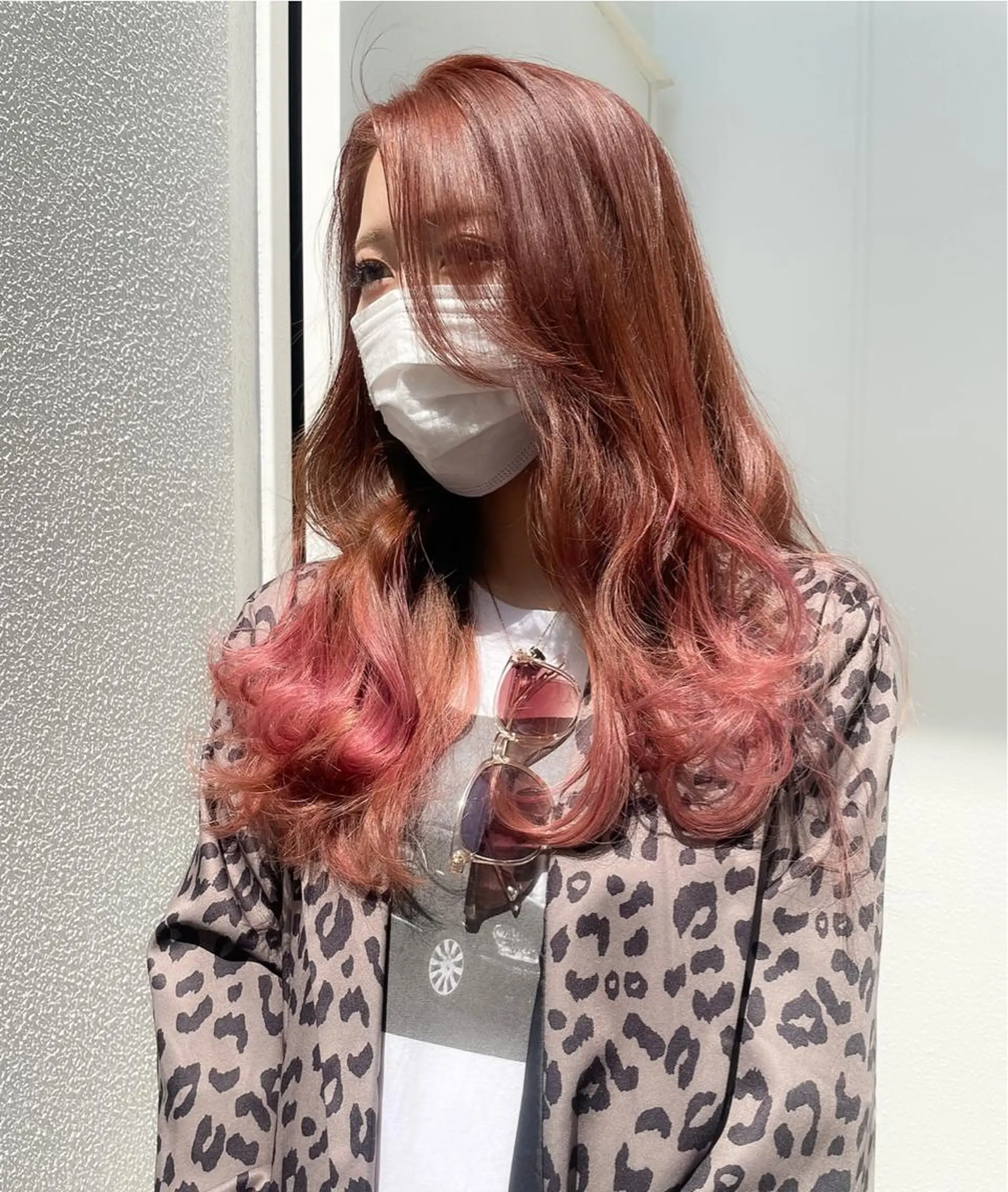 ロング ボブ デート ハイライト 髪質改善 韓国風ヘア カット ヘアカラー トリートメント 【20代ダメージ毛に 髪質改善】のヘアスタイル