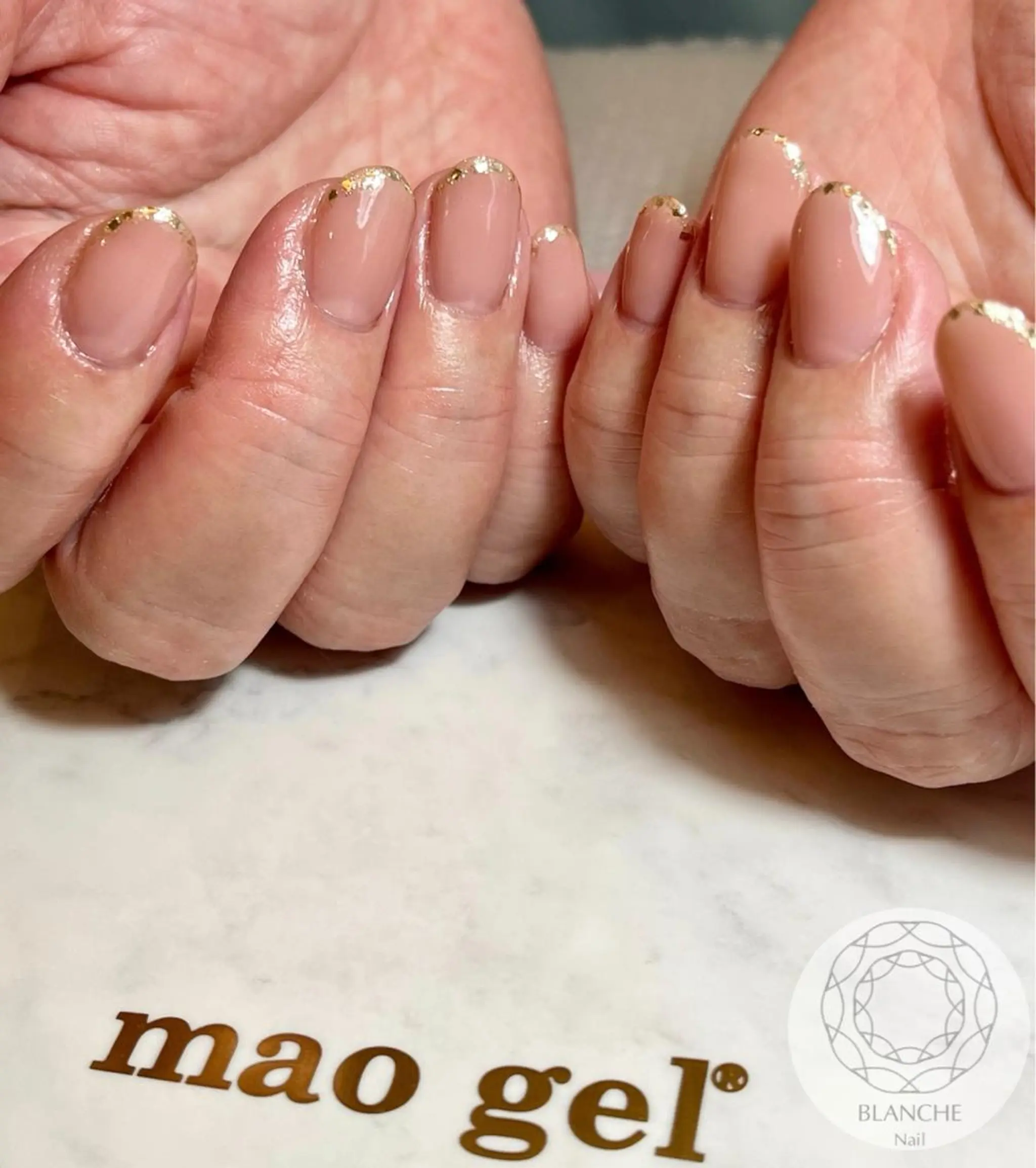 ネイル フレンチネイル ジェルネイル ラメ(グリッター) オフィスネイル パラジェル BLANCHE Nailのネイルデザイン