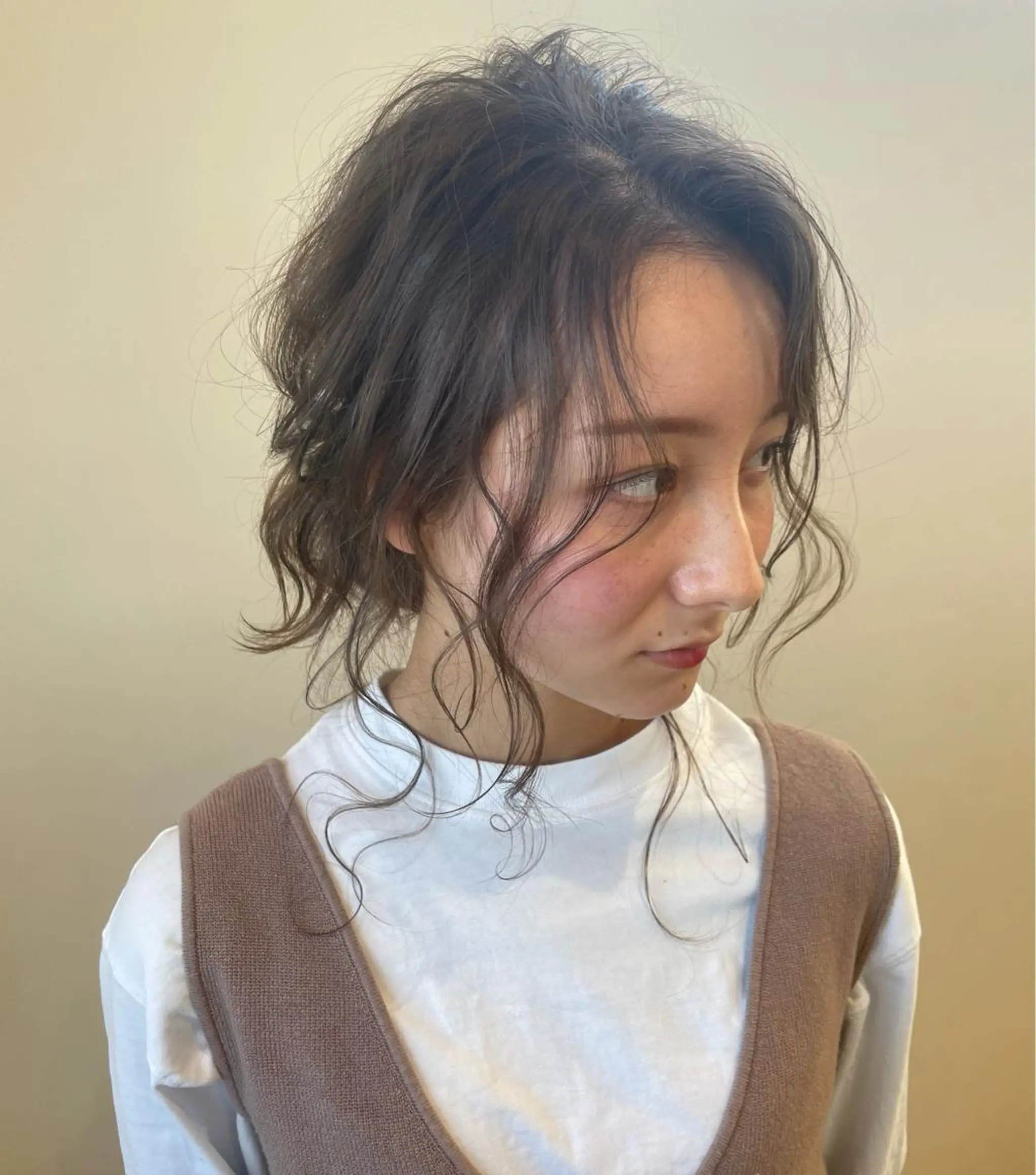 セミロング カラー ヘアアレンジ ベージュカラー カット ヘアカラー トリートメント shigeru cut club 神田久志本店＆lag所属・田島 仁美のヘアスタイル