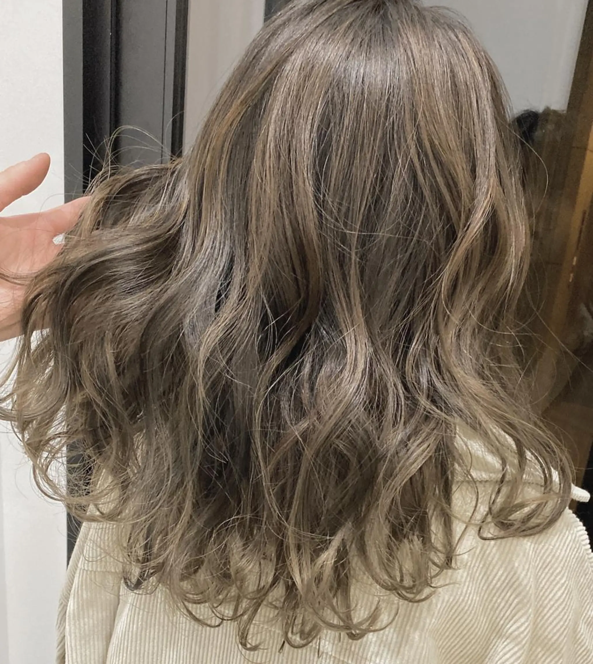 ロング カラー ヘアアレンジ 🌟髪質改善ケアカラ ー美髪縮毛矯正y🌟のヘアスタイル
