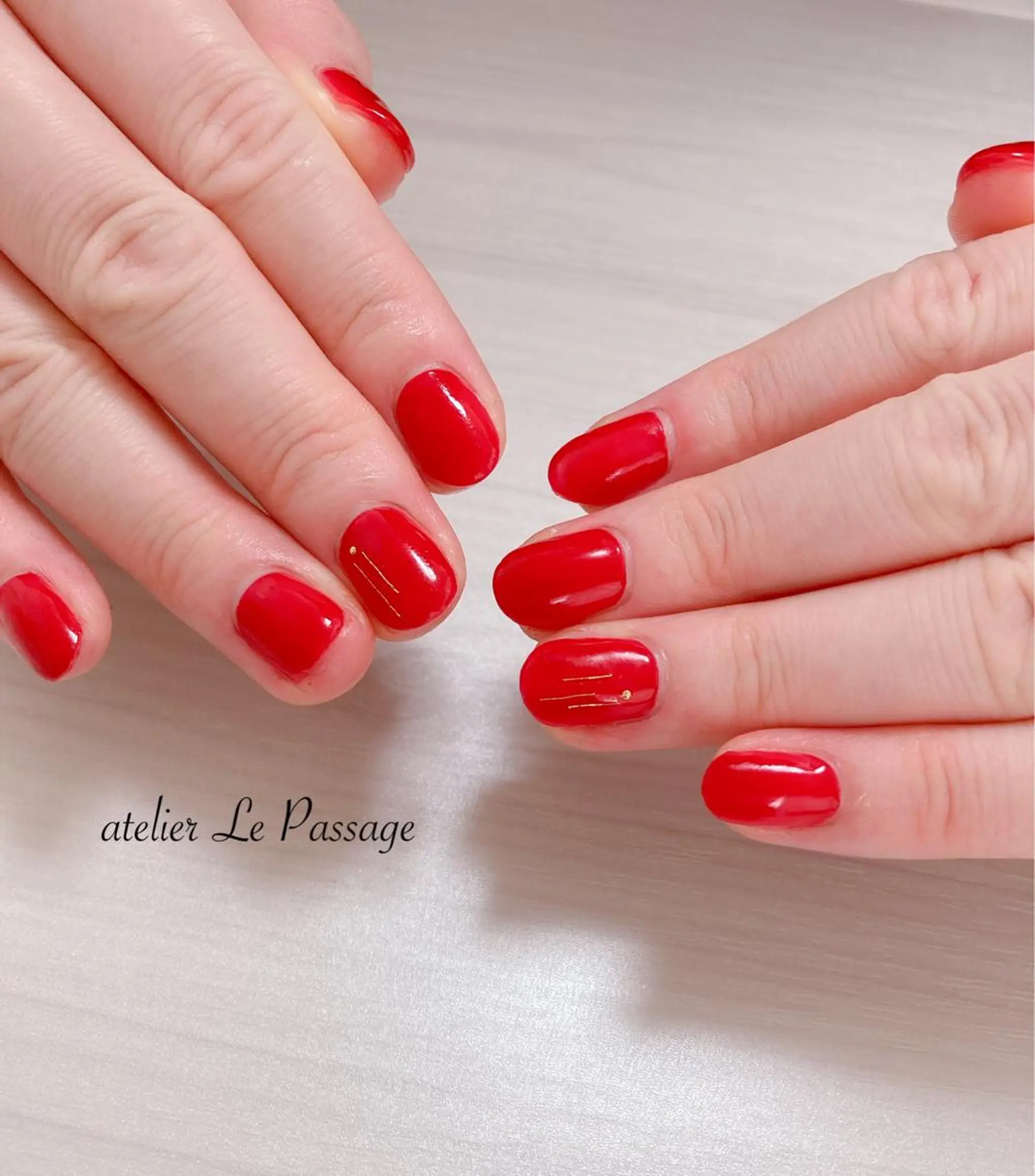 ネイル ジェルネイル キラキラネイル ラメ(グリッター) オフィスネイル ワンカラーネイル Atelier Le Passage所属・h nakatsukaのネイルデザイン