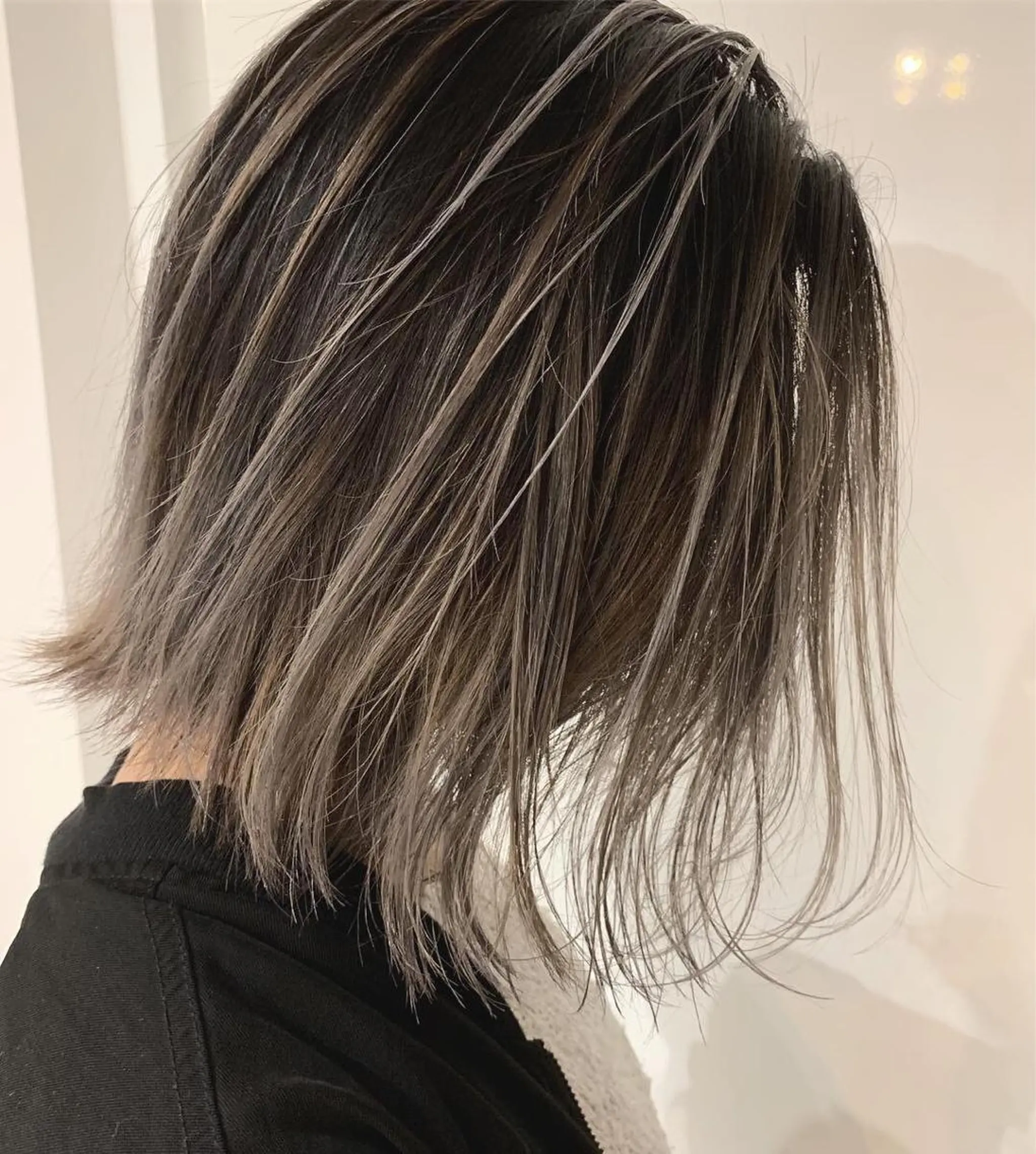 ミディアム カラー バレイヤージュ ブリーチ レイヤーカット gotoday所属・✨レイヤーカット✨ ひでのヘアスタイル