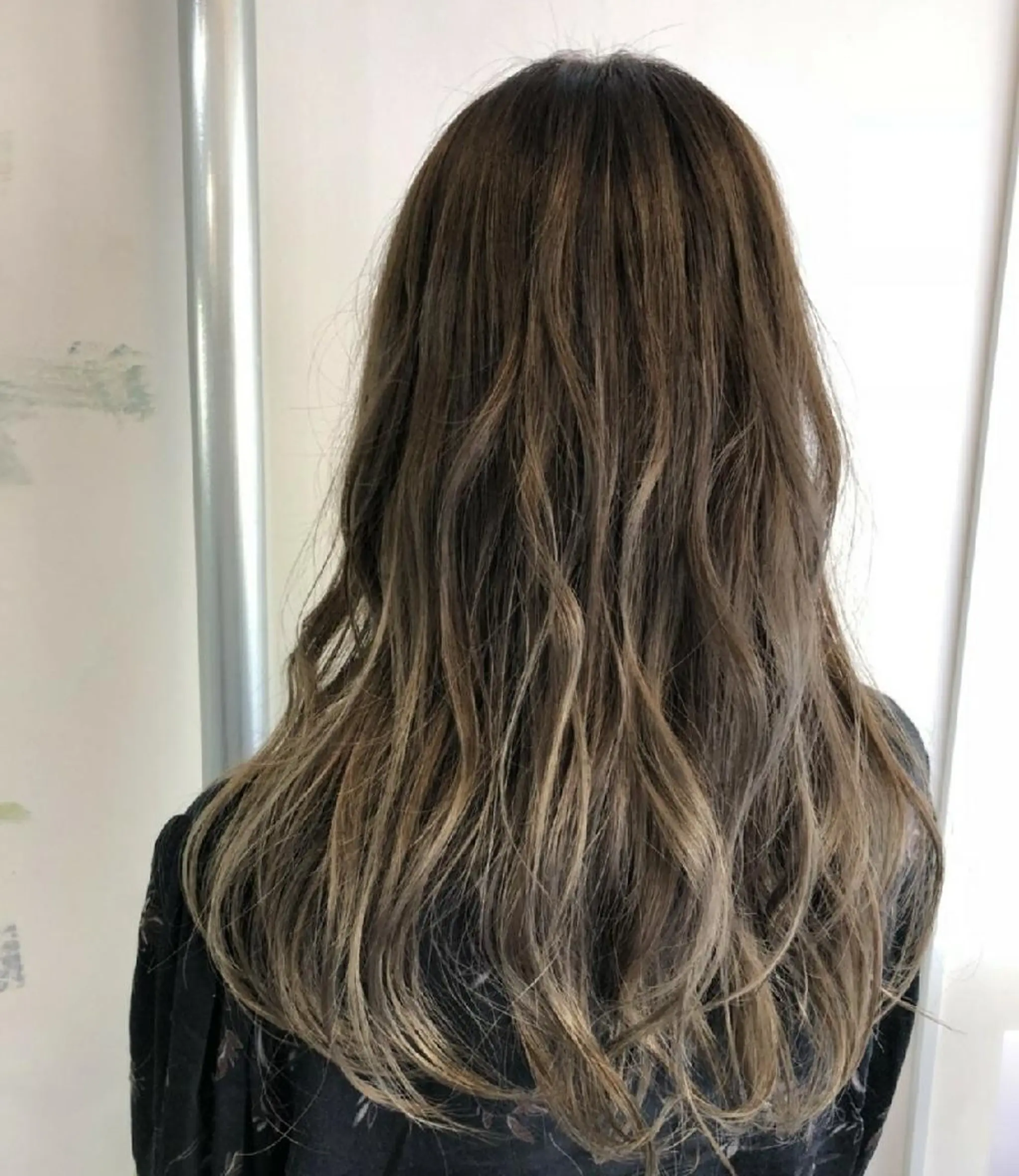 セミロング カラー 透明感カラー デザインカラー グラデーションカラー ハイライトカラー ハイライト ヘアカラー トリートメント coii コイ【原宿/表参道】のヘアスタイル