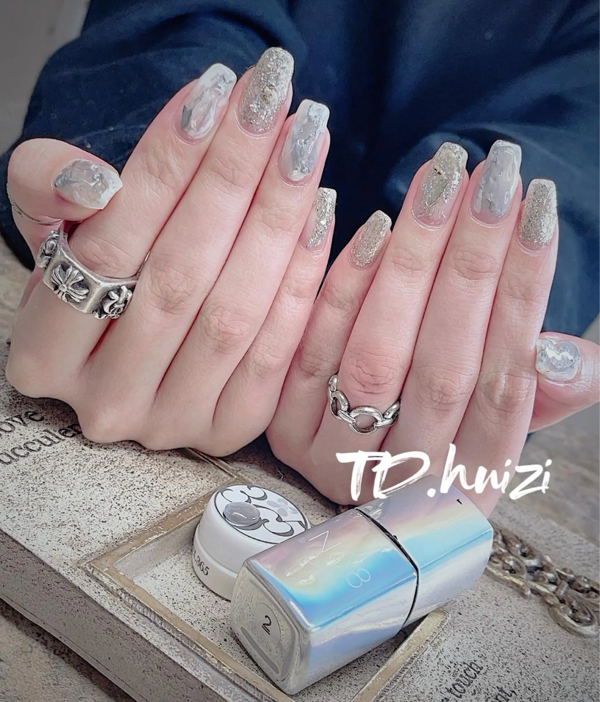 ミディアム めぐみのネイルサロン 惠のネイルデザイン