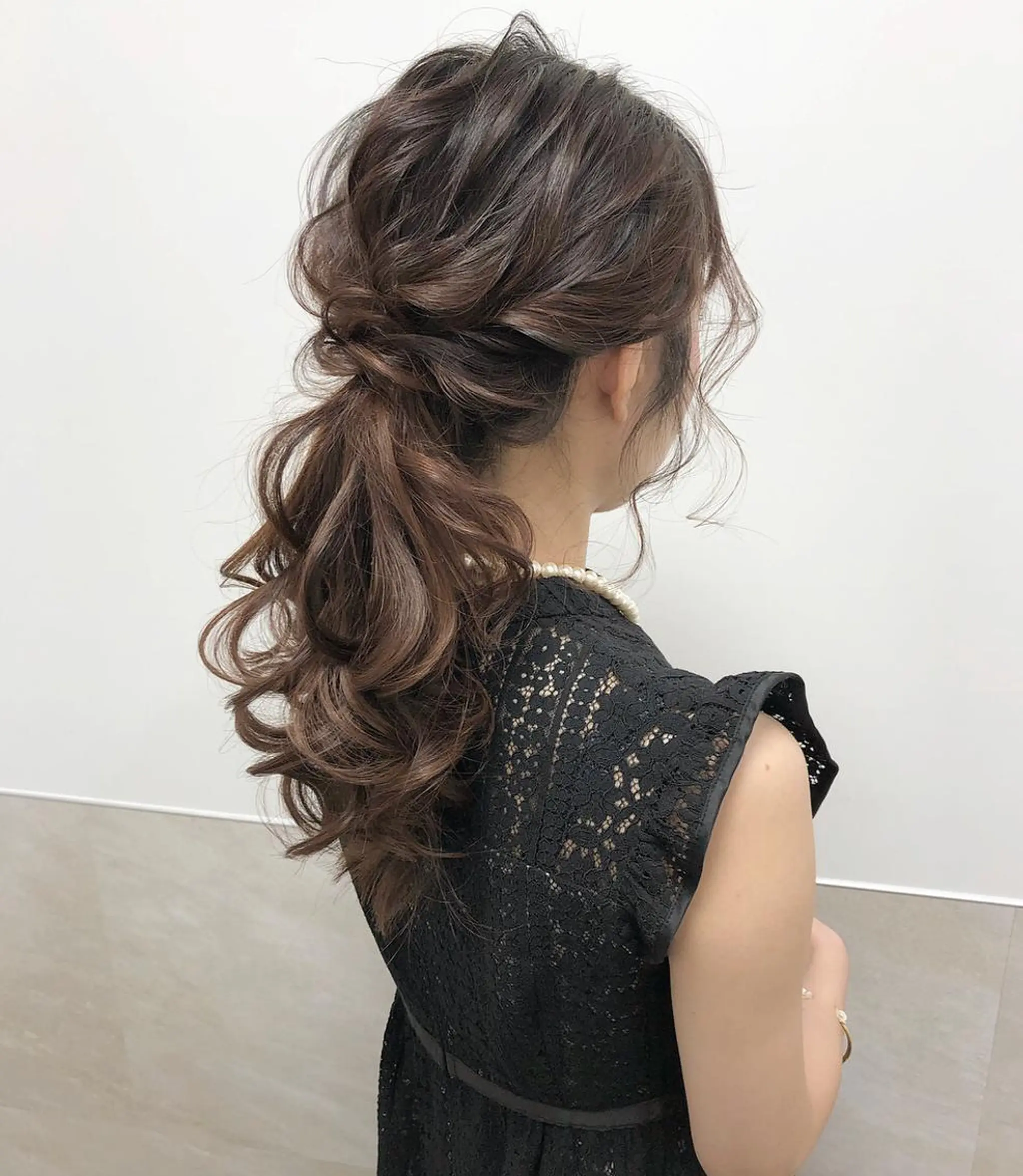 セミロング ヘアアレンジ ポニーテール autre所属・大久保 ひでなりのヘアスタイル