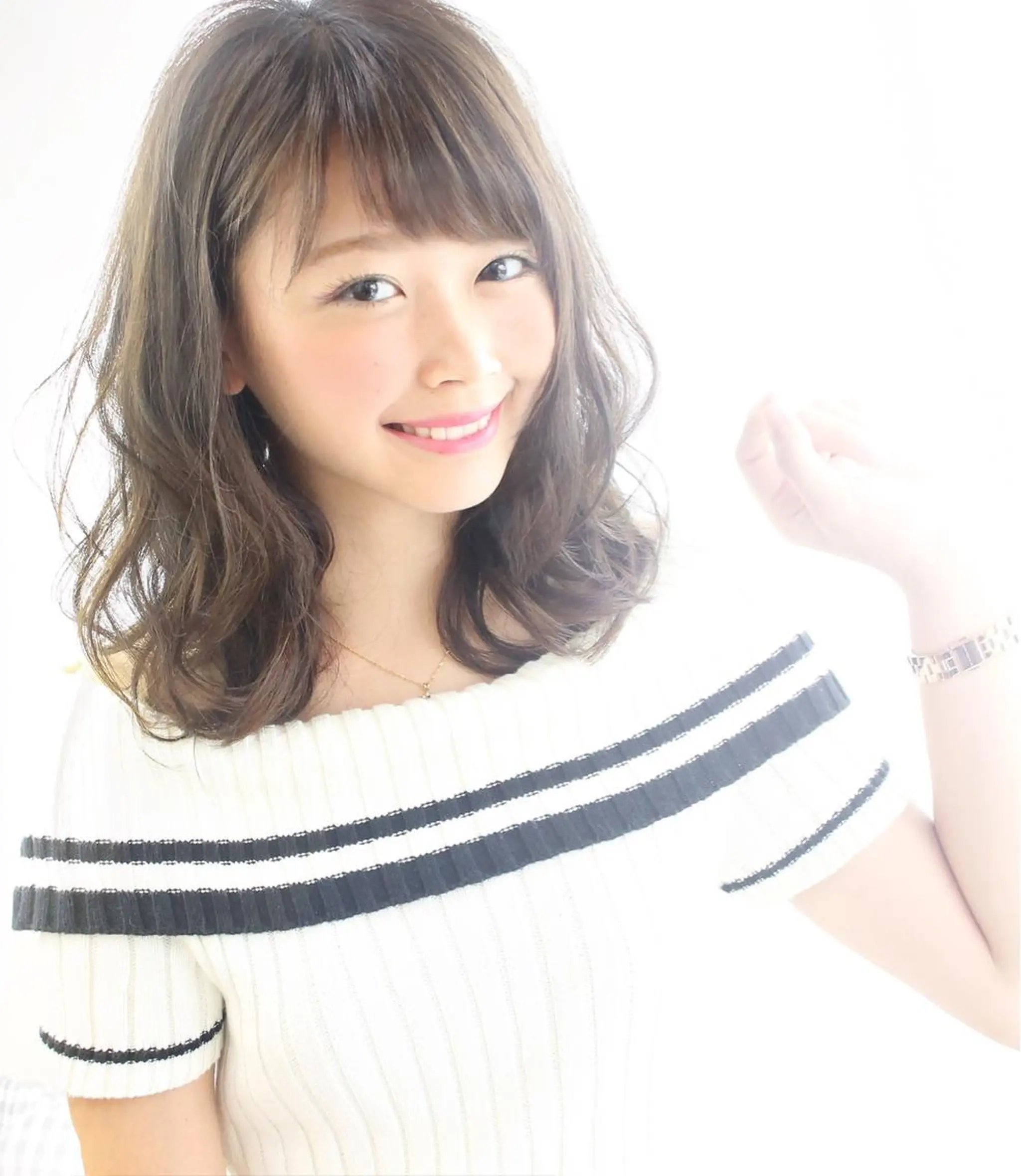 ミディアム セミロング カラー パーマ calon hair所属・men's calonのエステ・リラクイメージ