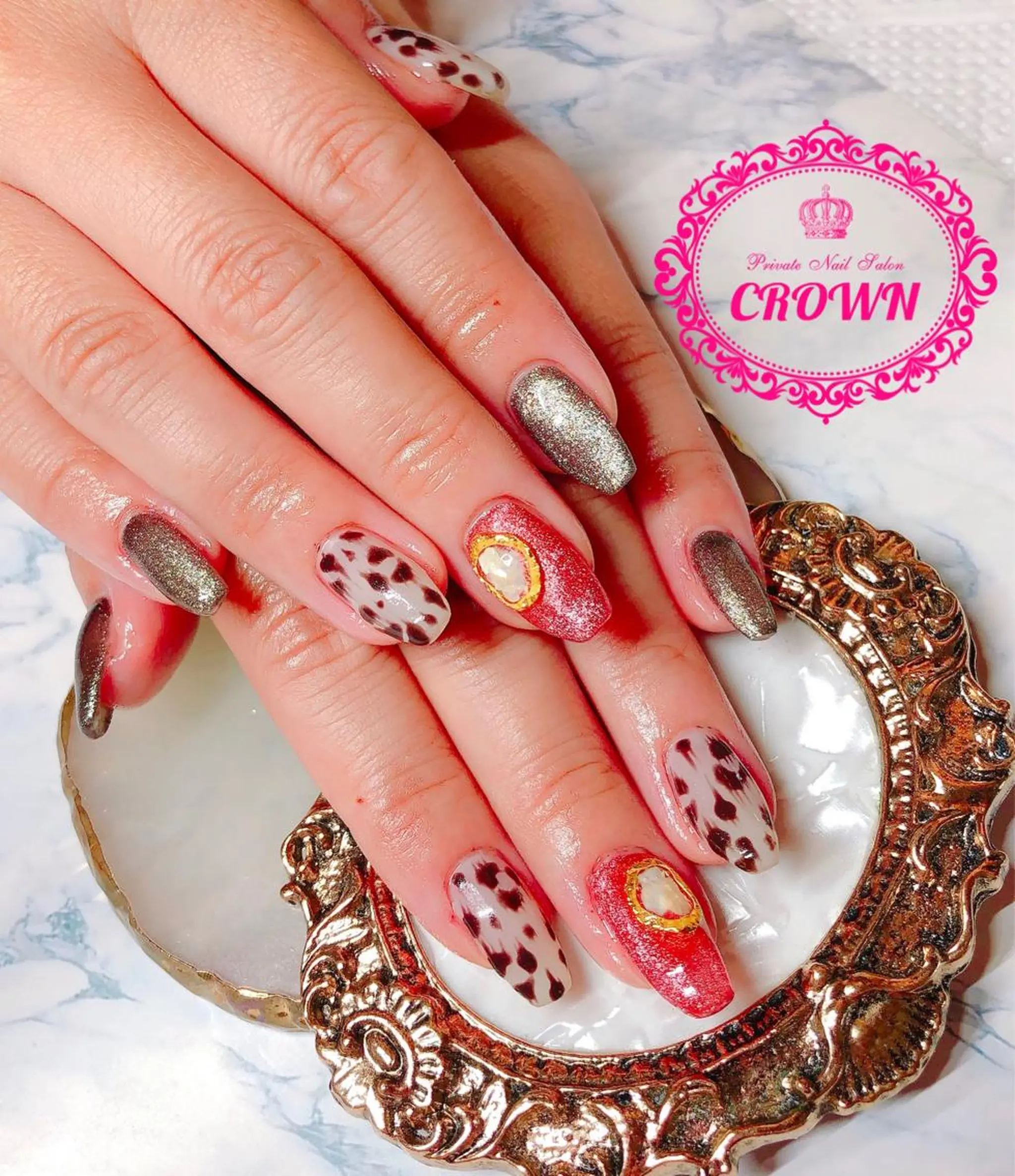 ネイル CROWN プライベートサロンのネイルデザイン
