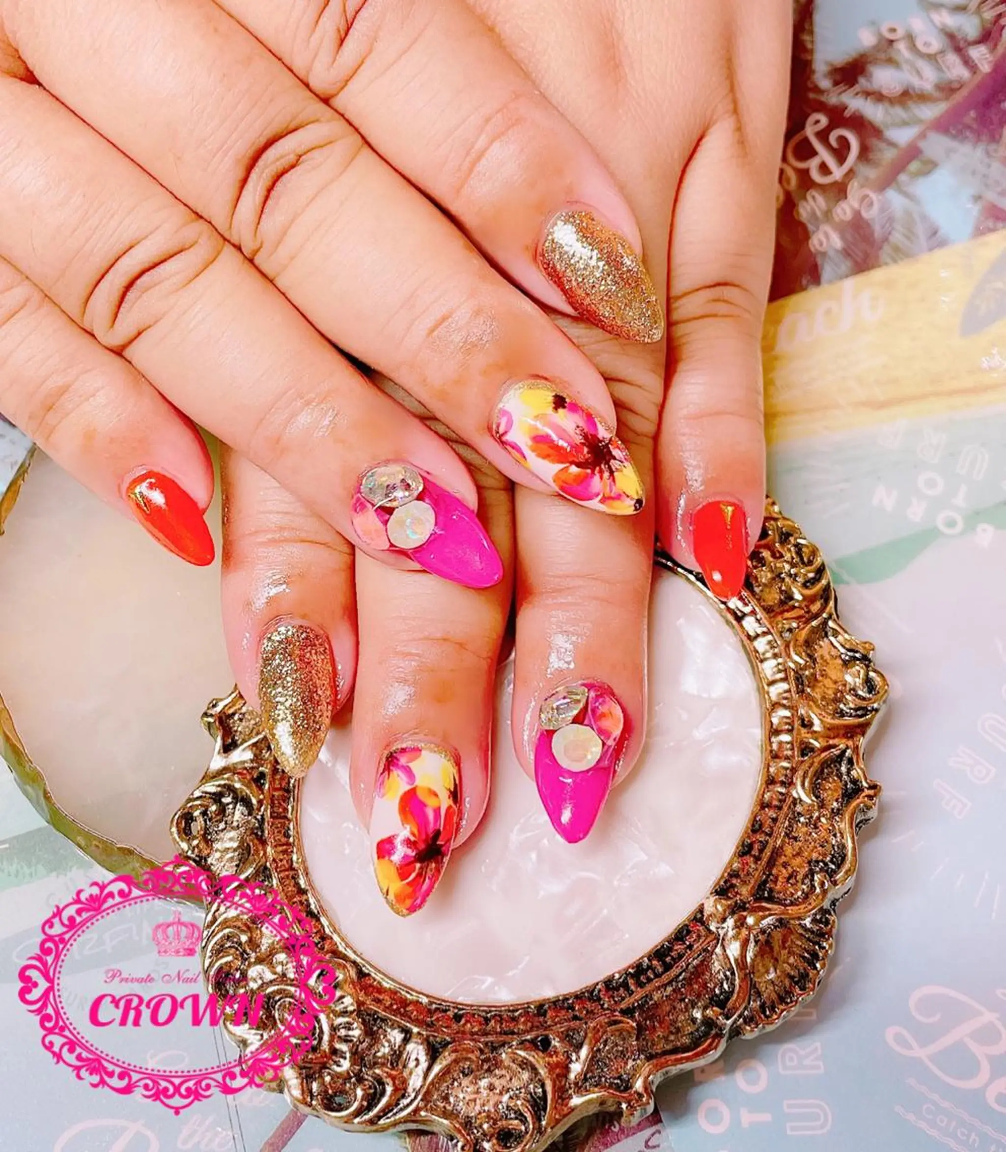 ネイル CROWN プライベートサロンのネイルデザイン