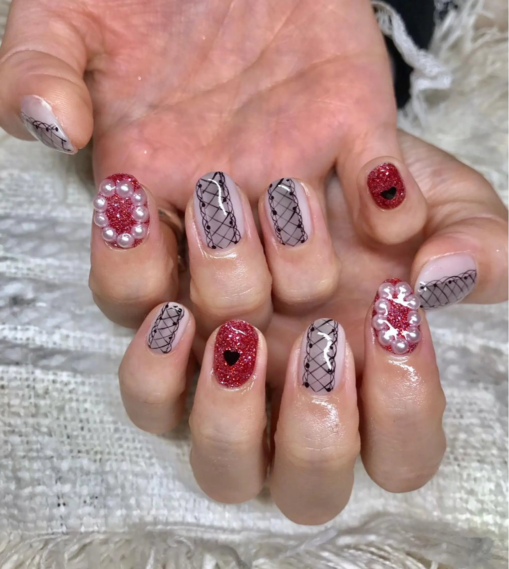 ショート カラー パーマ ヘアアレンジ ネイル マツエク・マツパ レース nail&eye Aoのマツエク・マツパデザイン