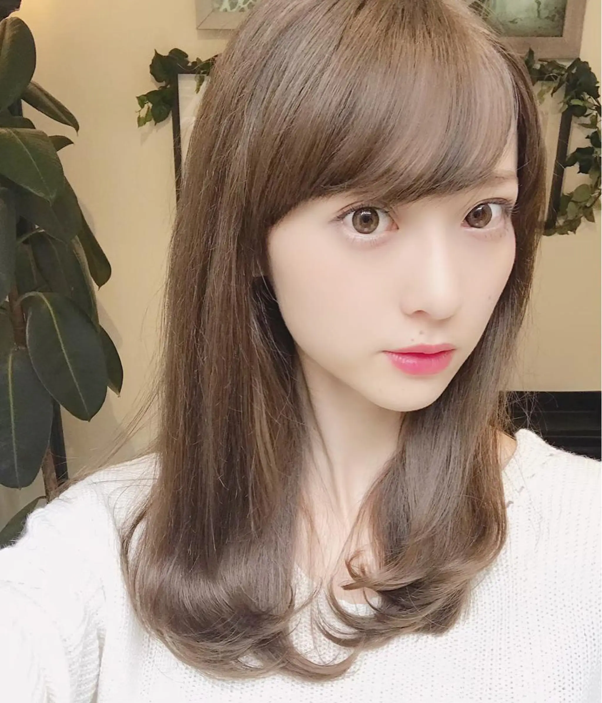 ミディアム 新宿/韓国レイヤー/ 顔周りカット松本美晴のヘアスタイル